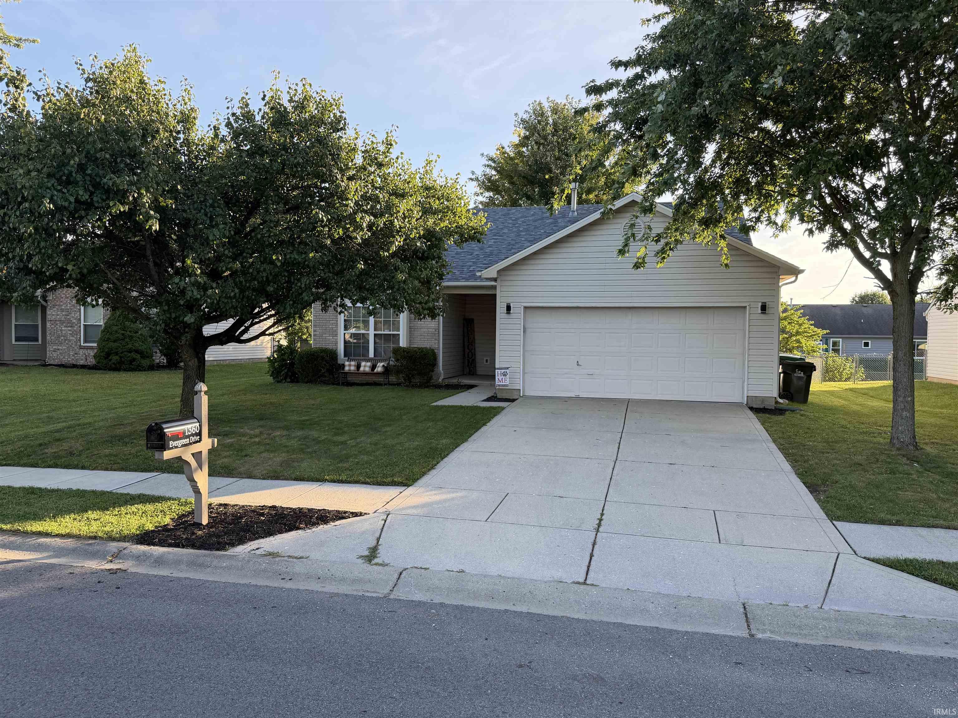 1360 Evergreen Drive — photo