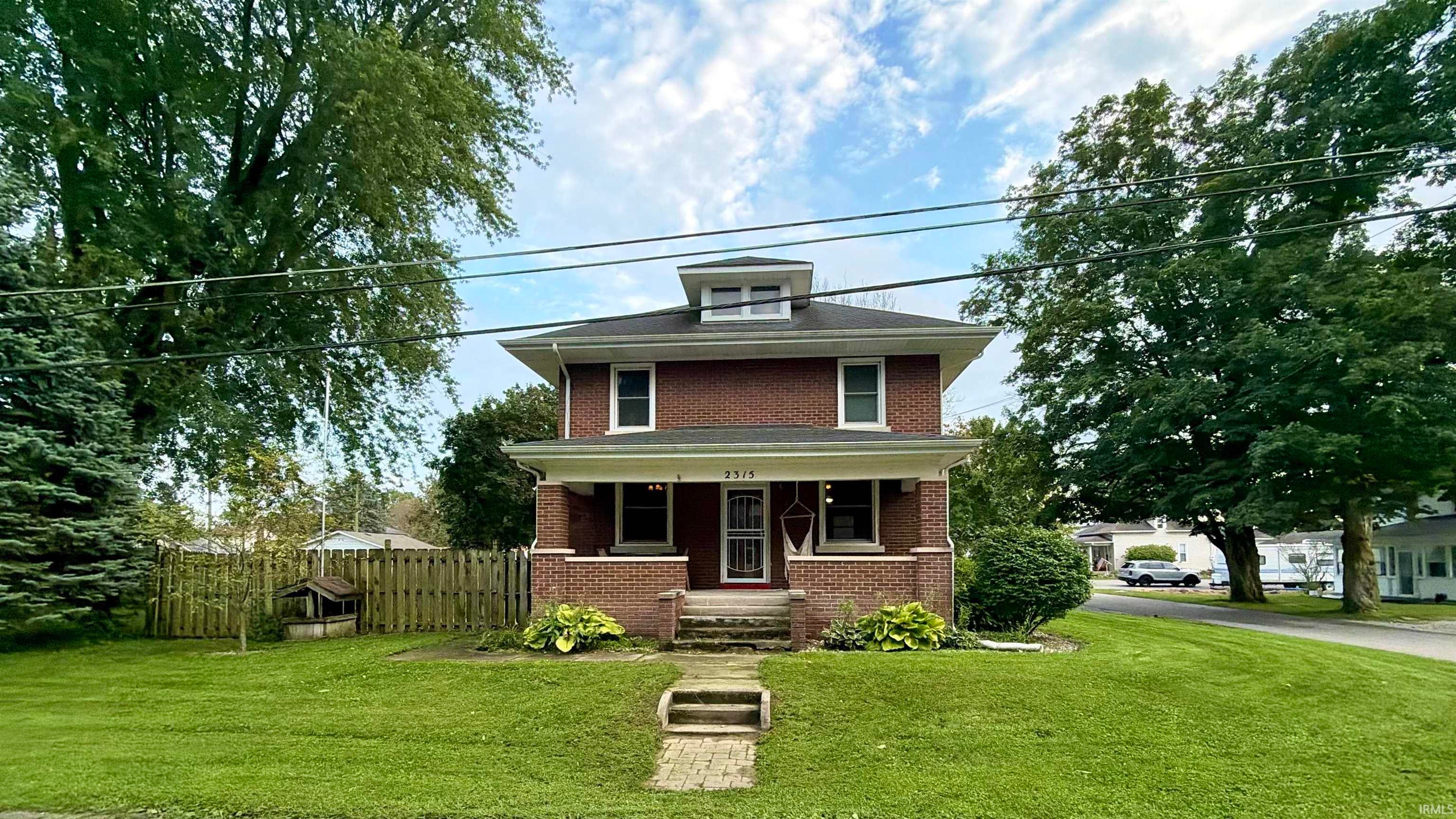 2315 Hunter Street — photo
