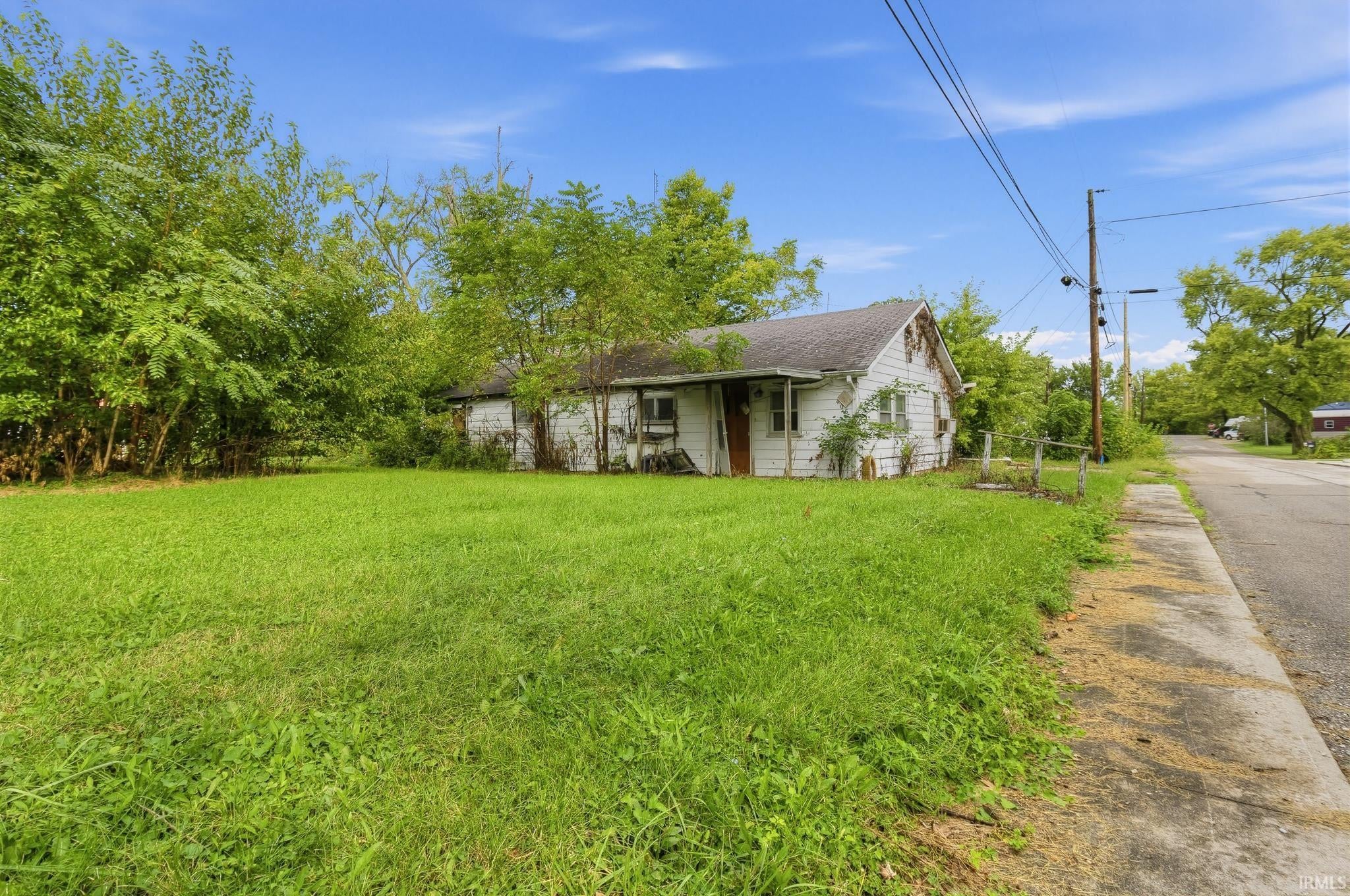 406 W Henderson Street — photo