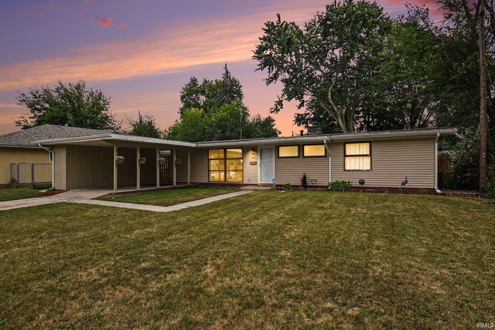 717 Whitehall Drive — photo