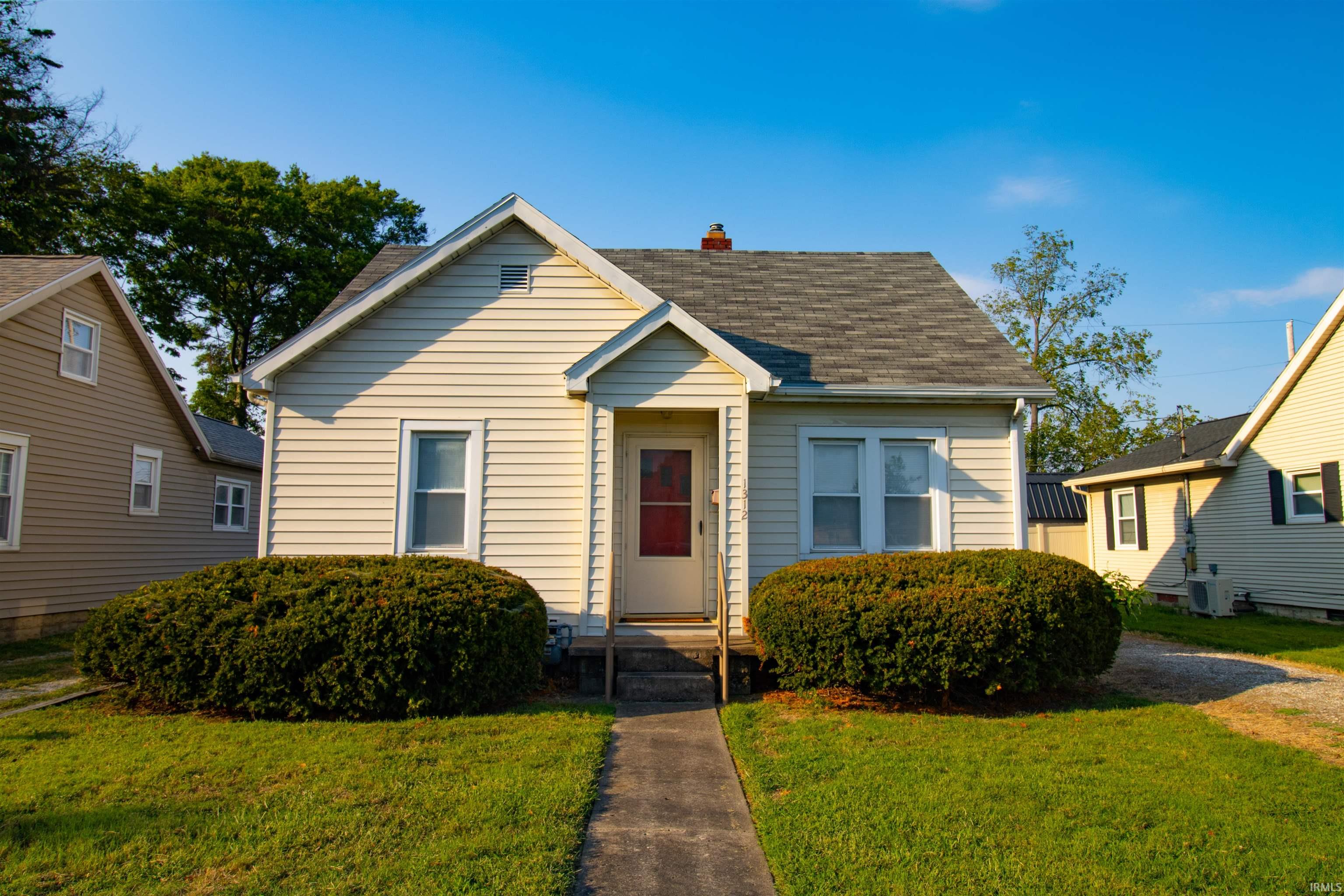 1312 E Missouri Street — photo