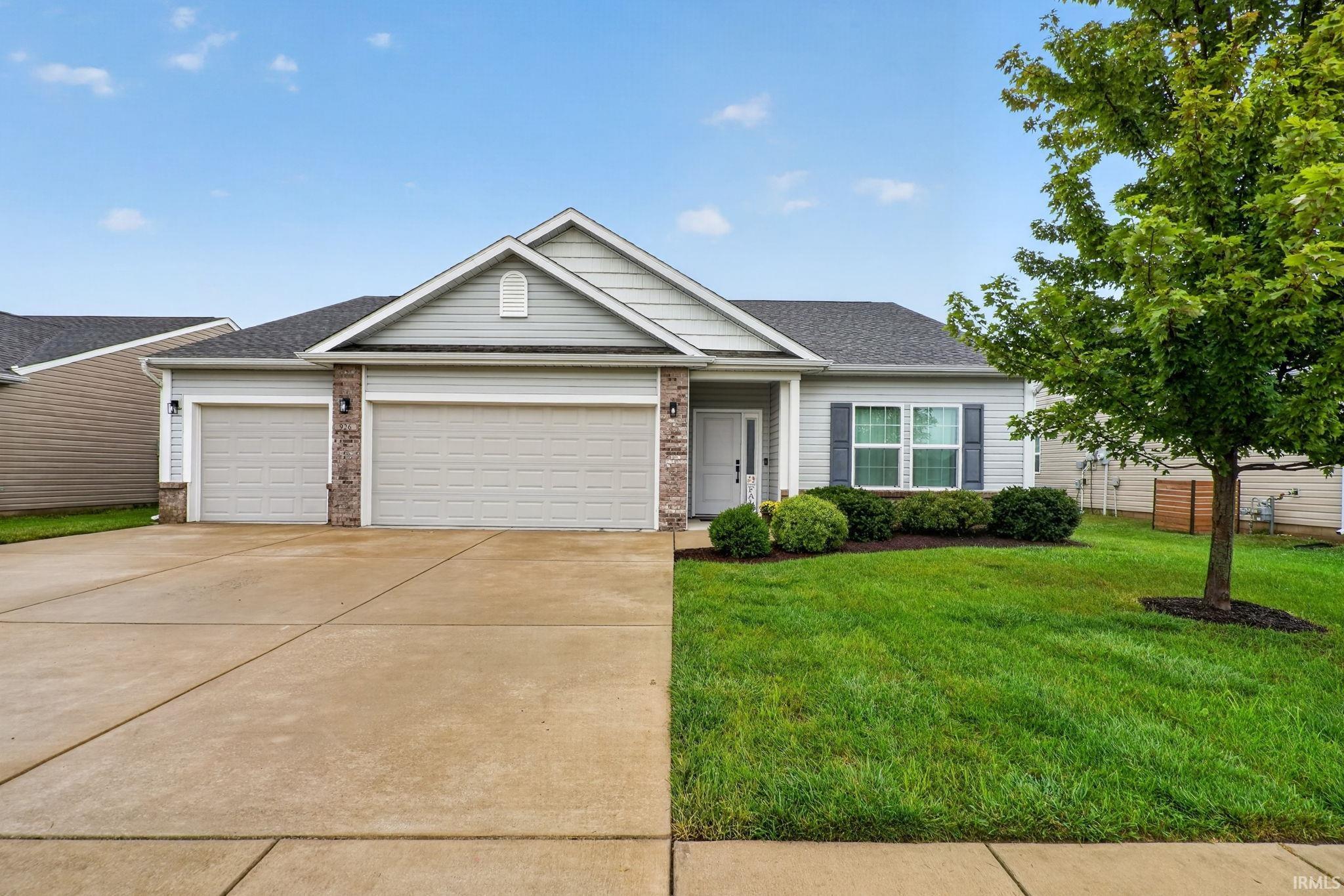 926 Kingrail Drive — photo