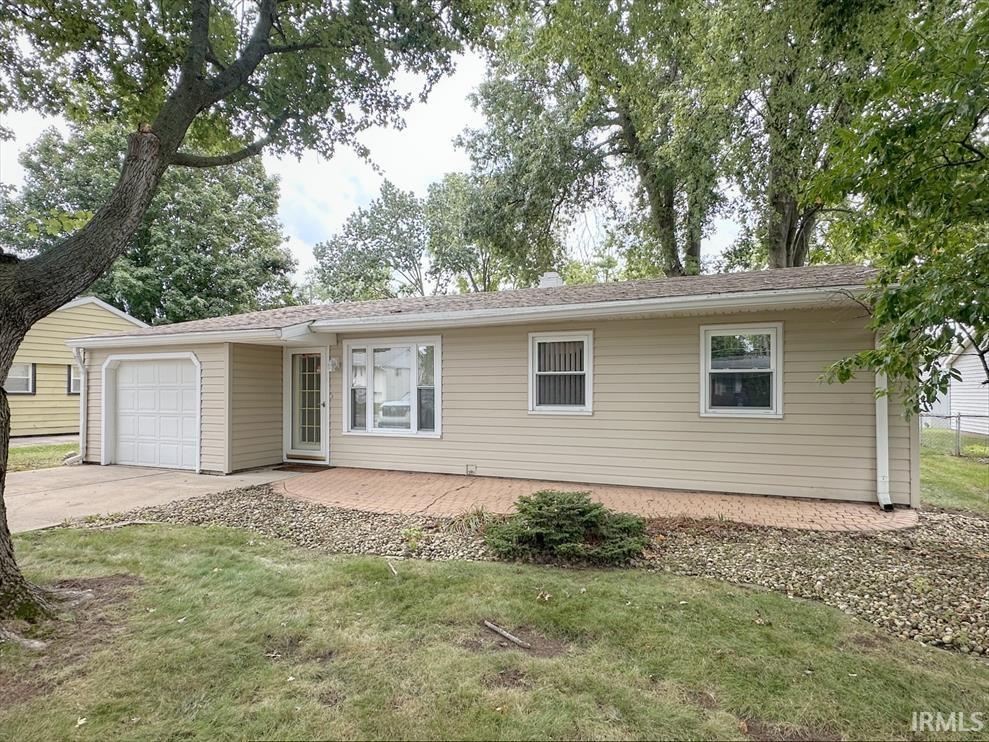 1609 Oakhill Road — photo