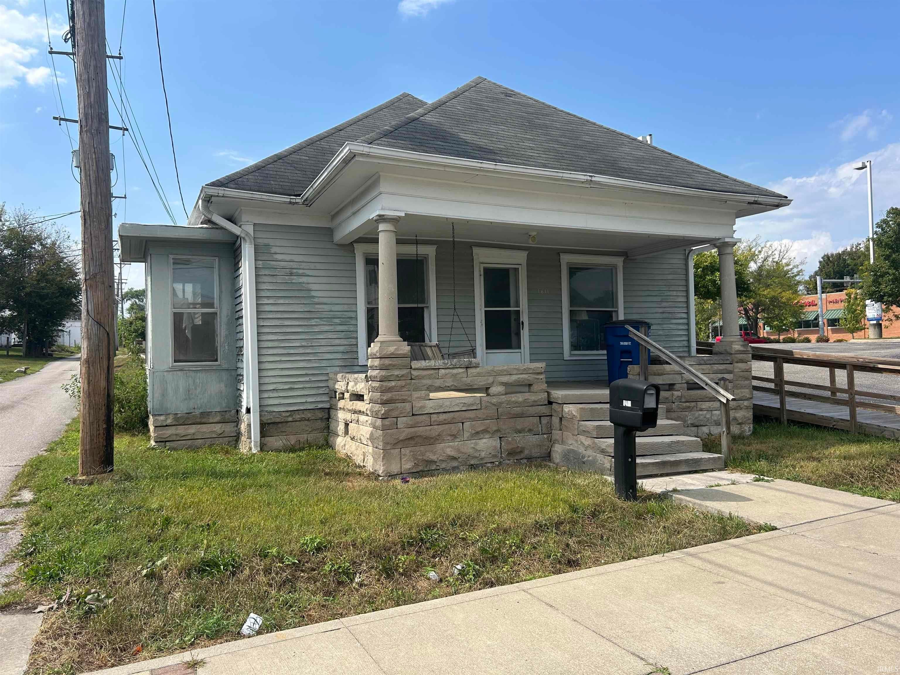 1611 L Street — photo