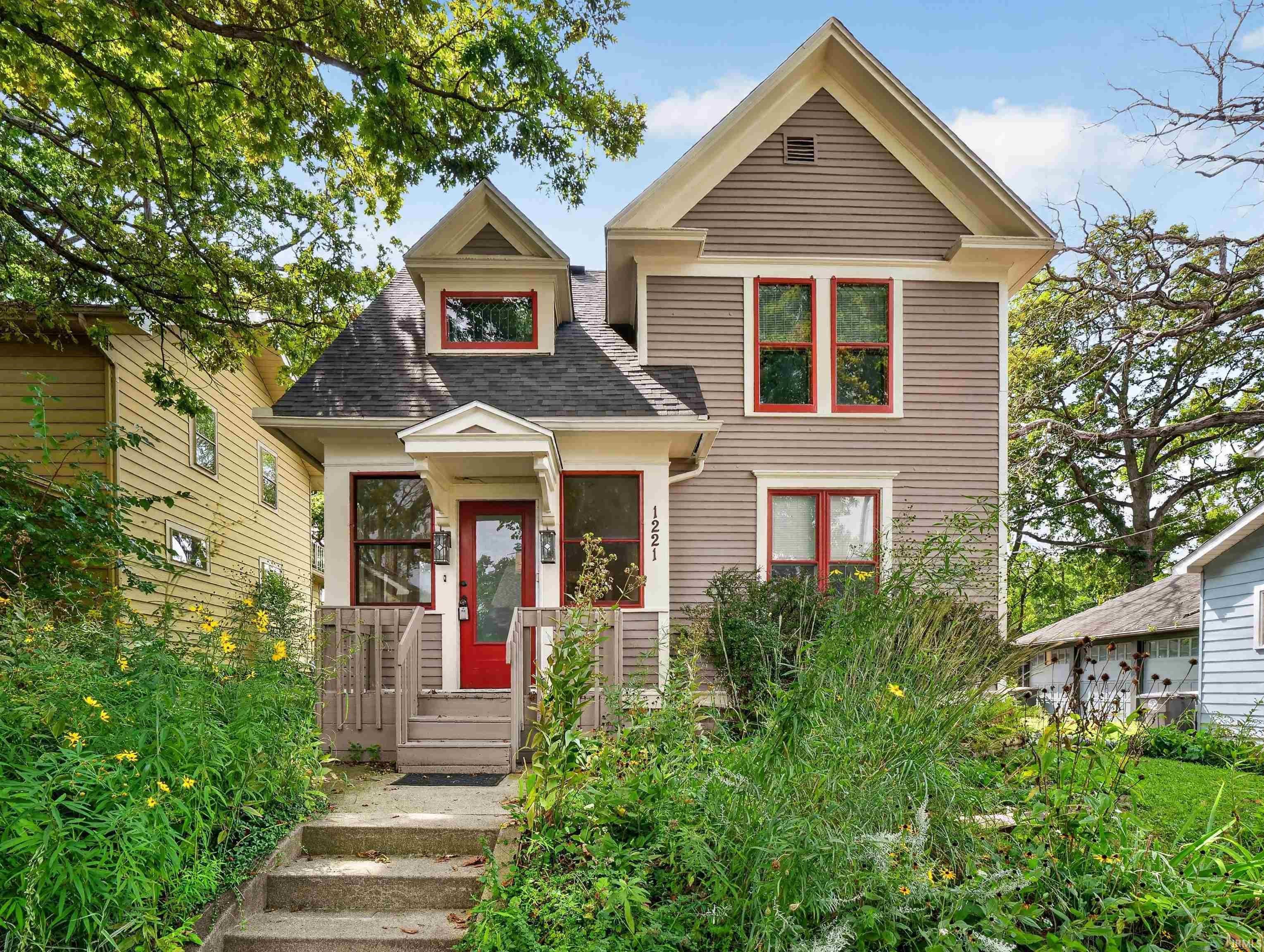 1221 W Packard Avenue — photo