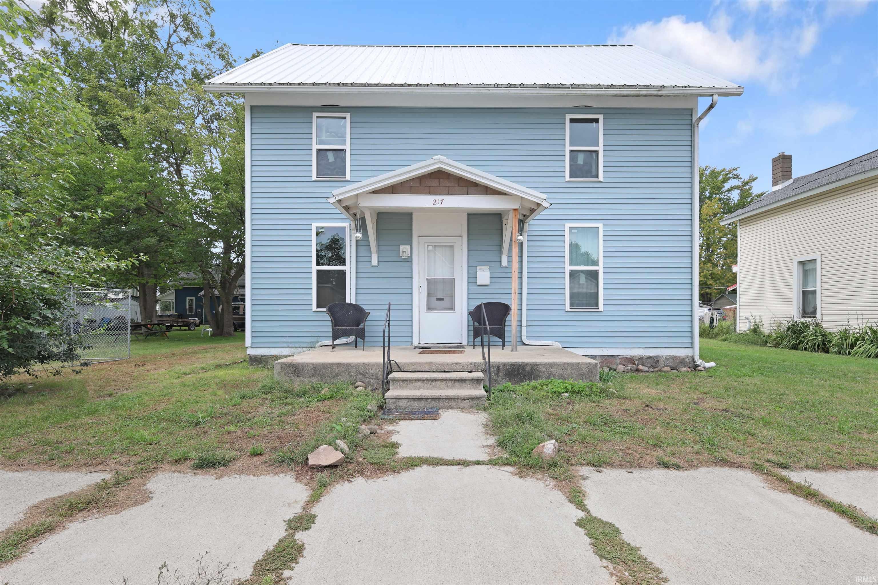 217 S 9 Street — photo