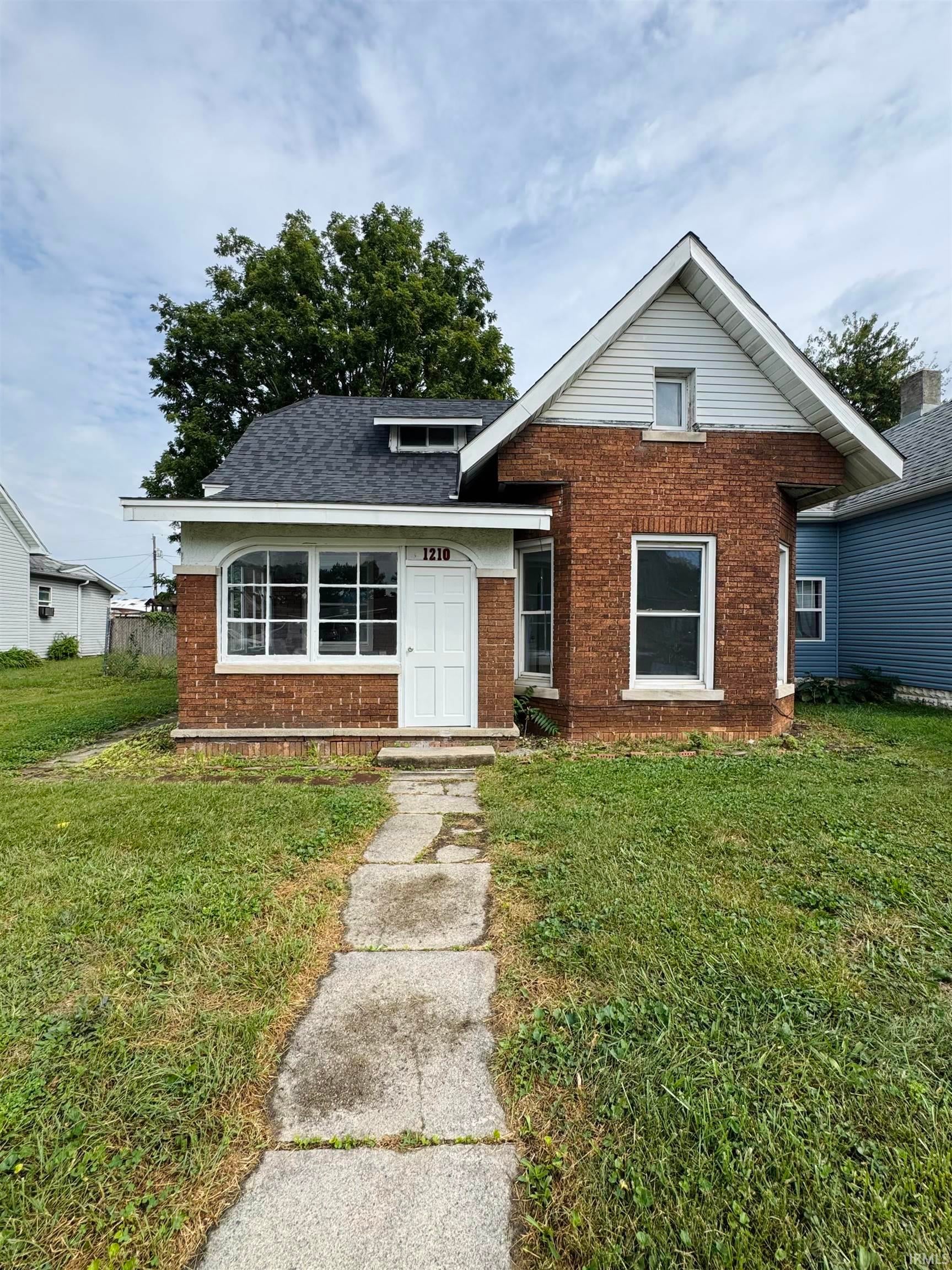 1210 N Webster Street — photo