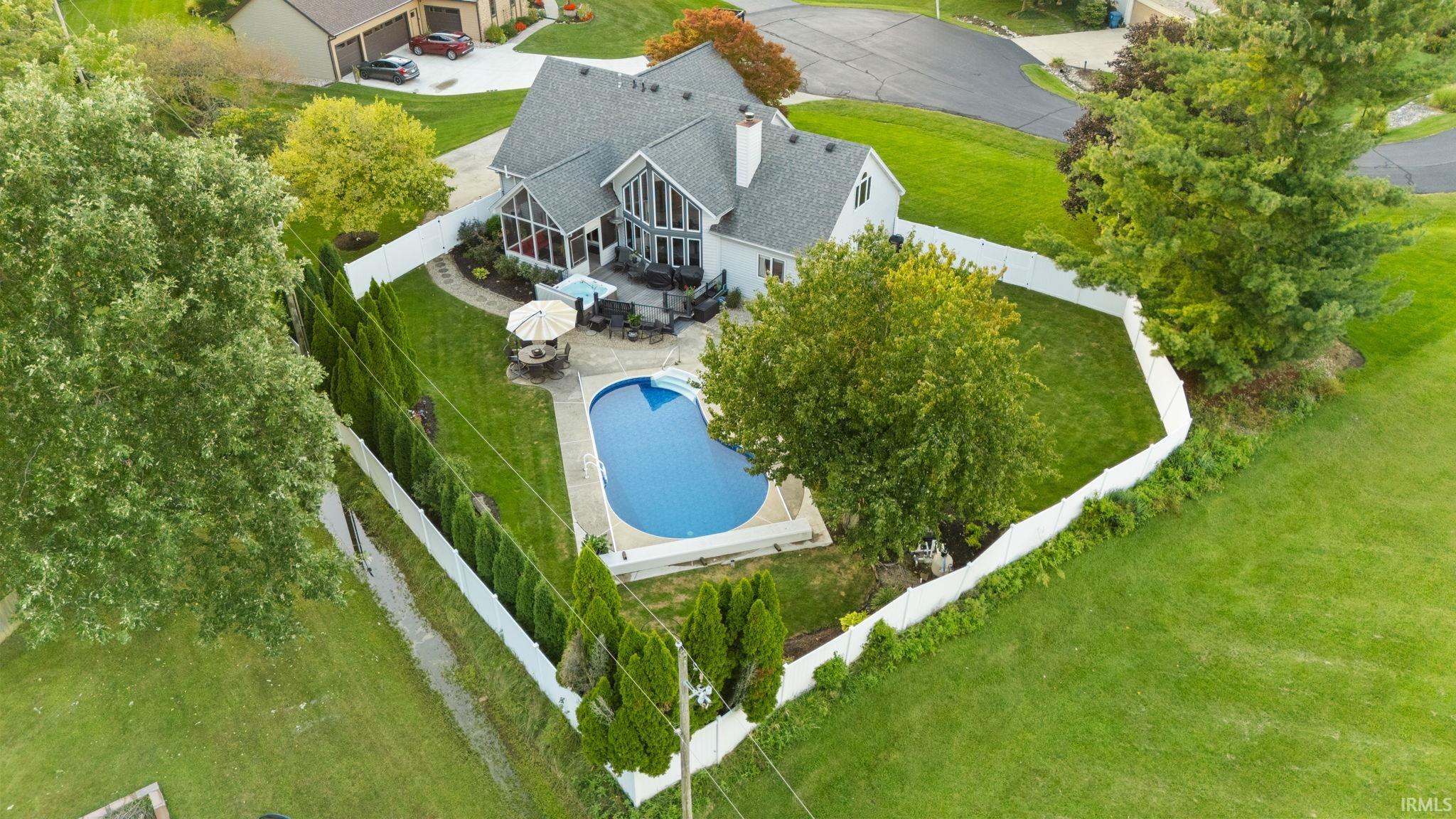 9022 S Bay Court — photo