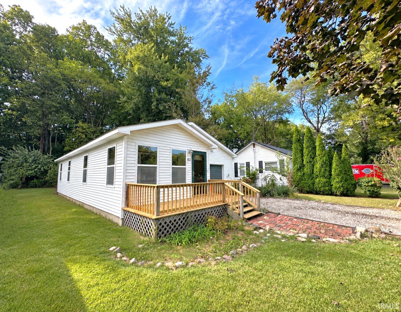 822 Bluewater Drive — photo