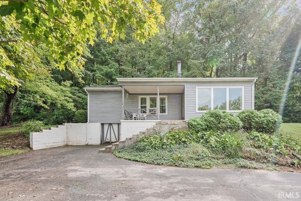 809 W Riverside Drive, Peru, IN 46970