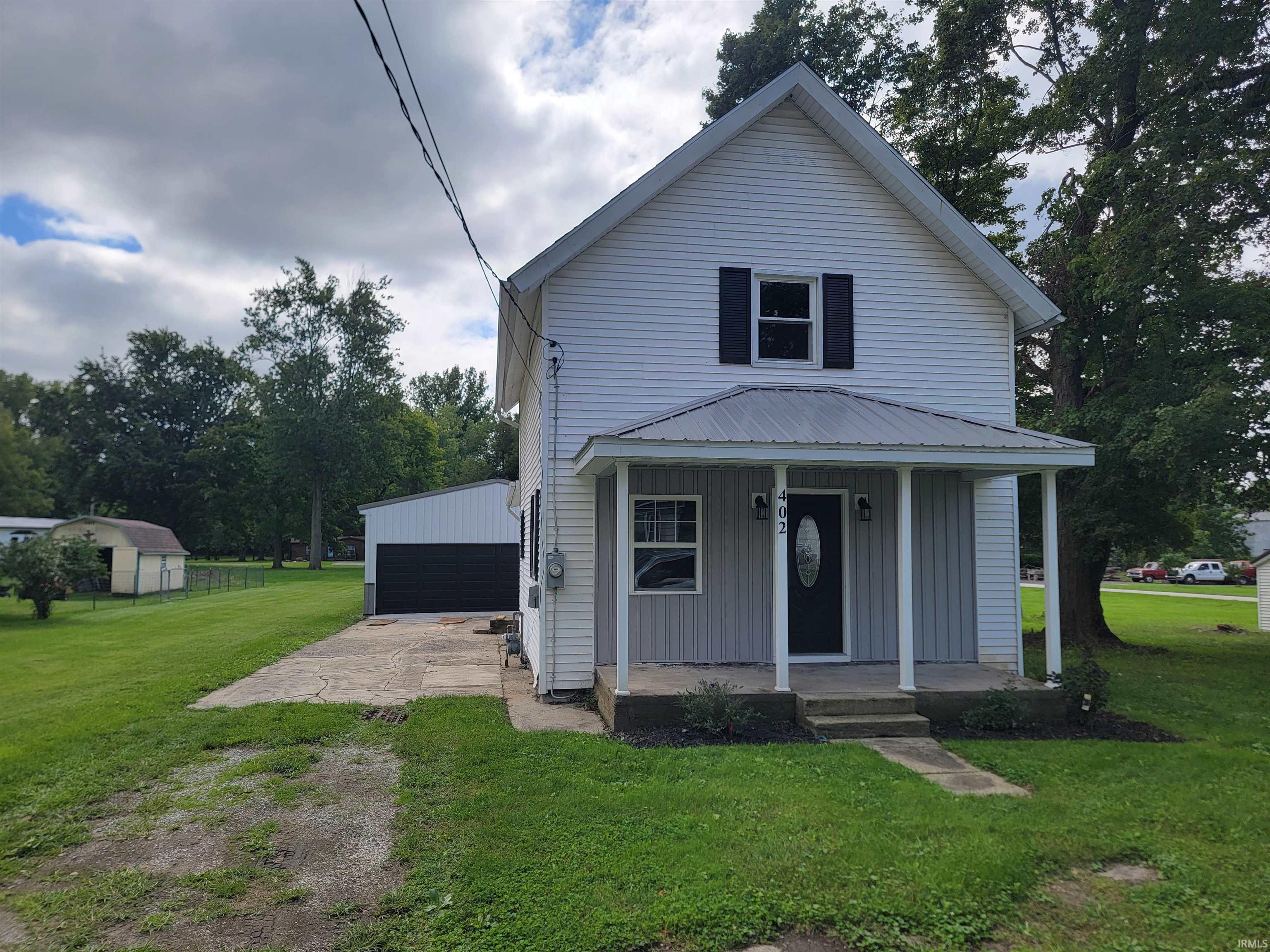 402 E County Line Road — photo