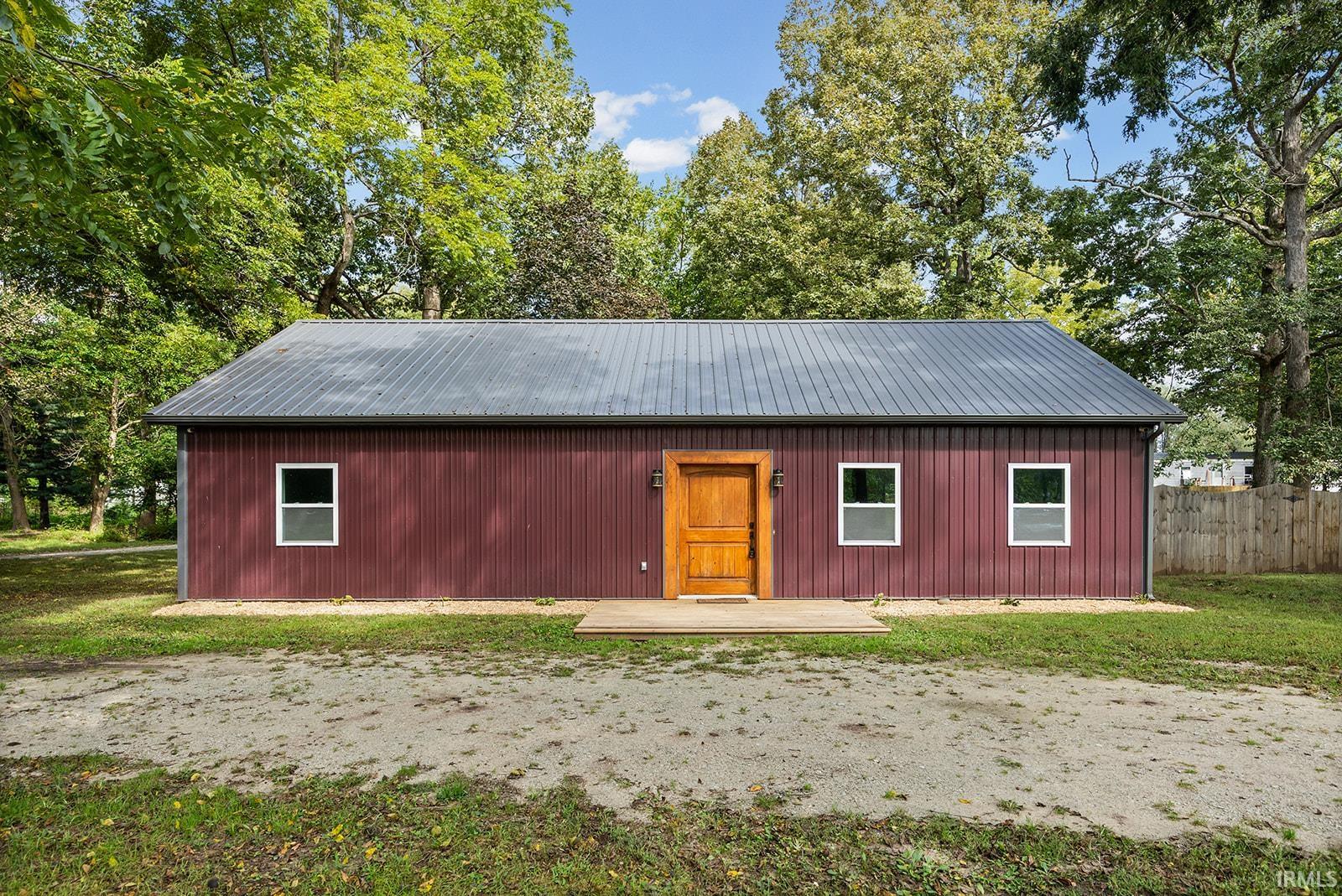 6035 N Hodges Drive — photo