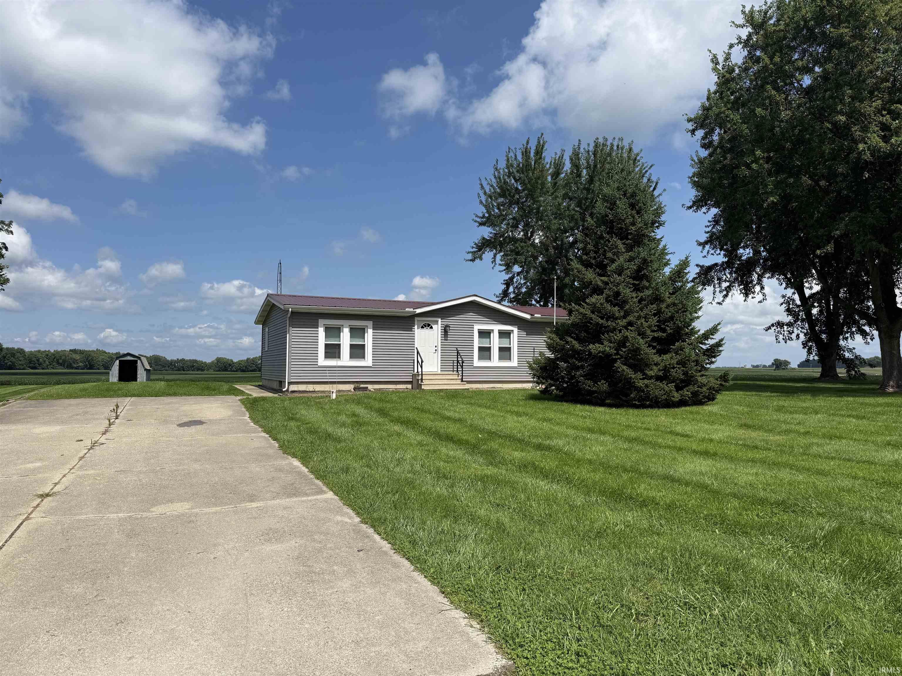 387 E Perry Road — photo