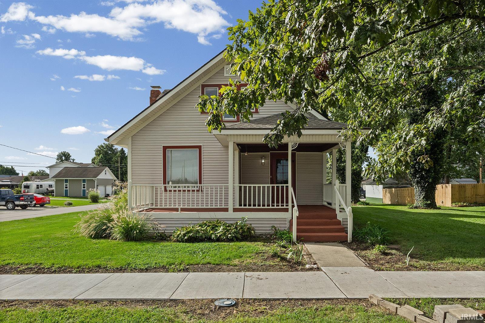 309 E Walnut Street — photo