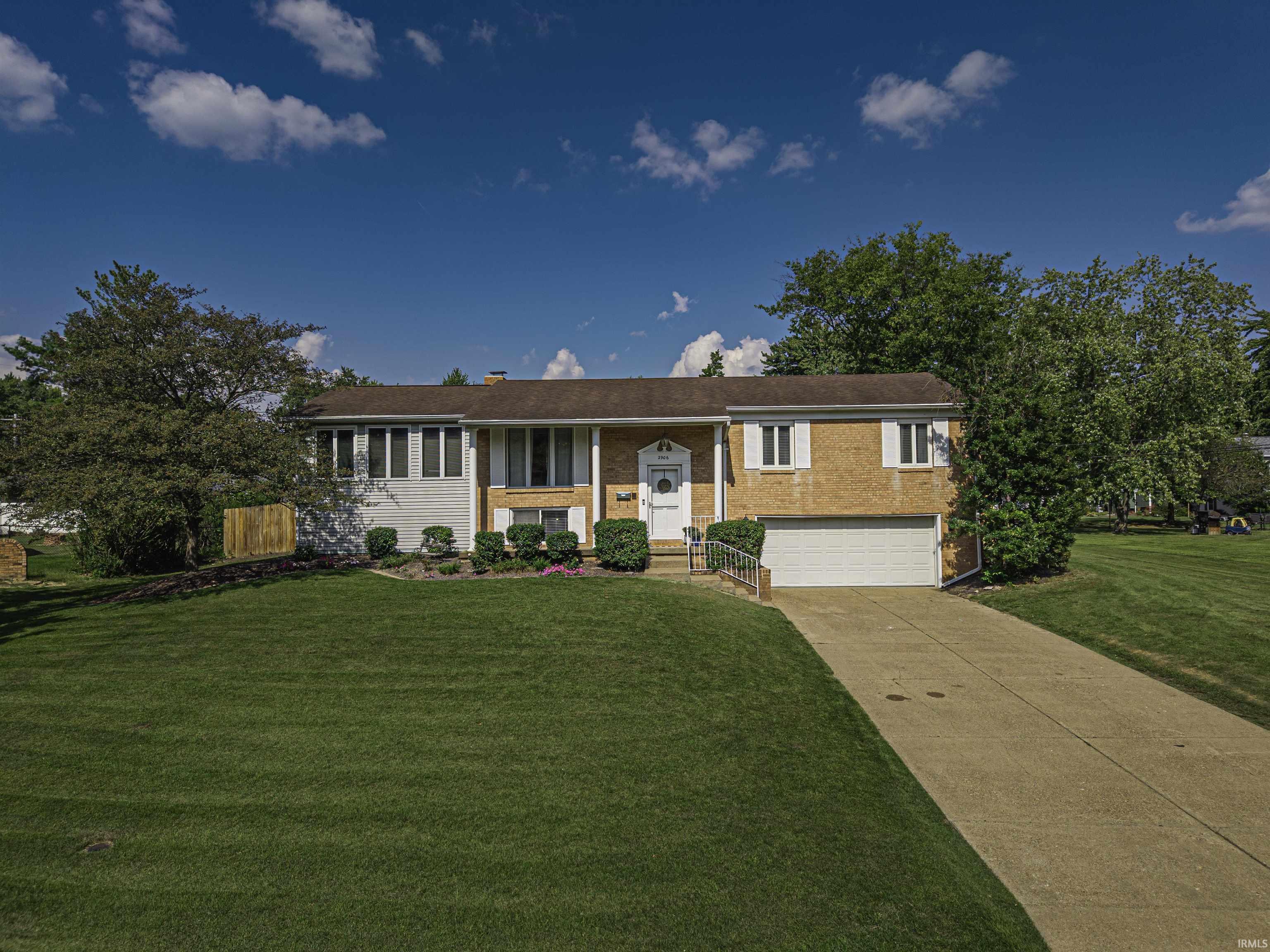 2906 Mockingbird Lane — photo