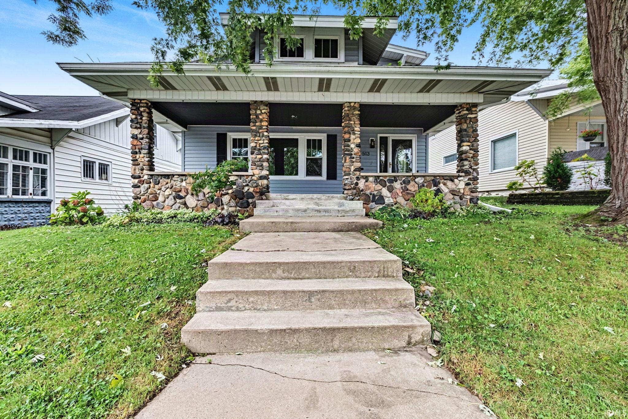 513 W Nelson Street — photo