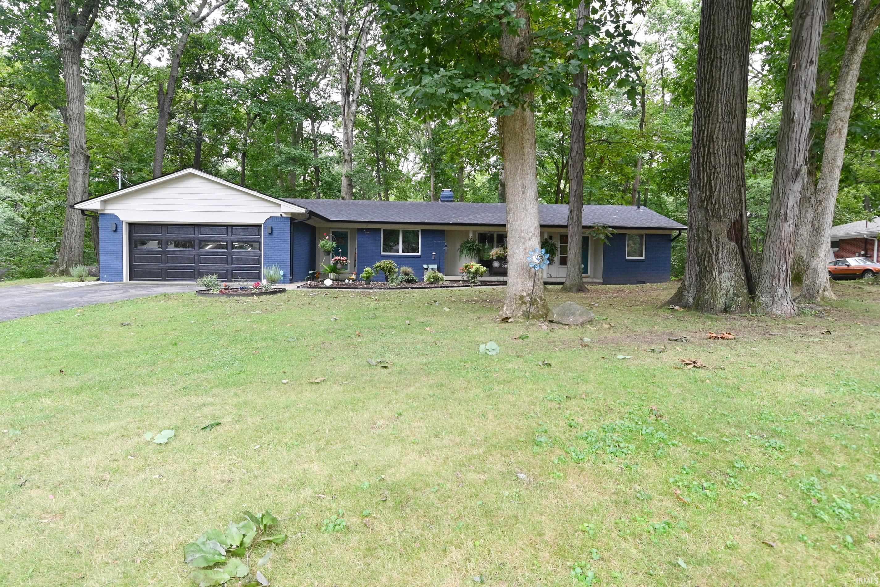 3755 Tade Lane — photo