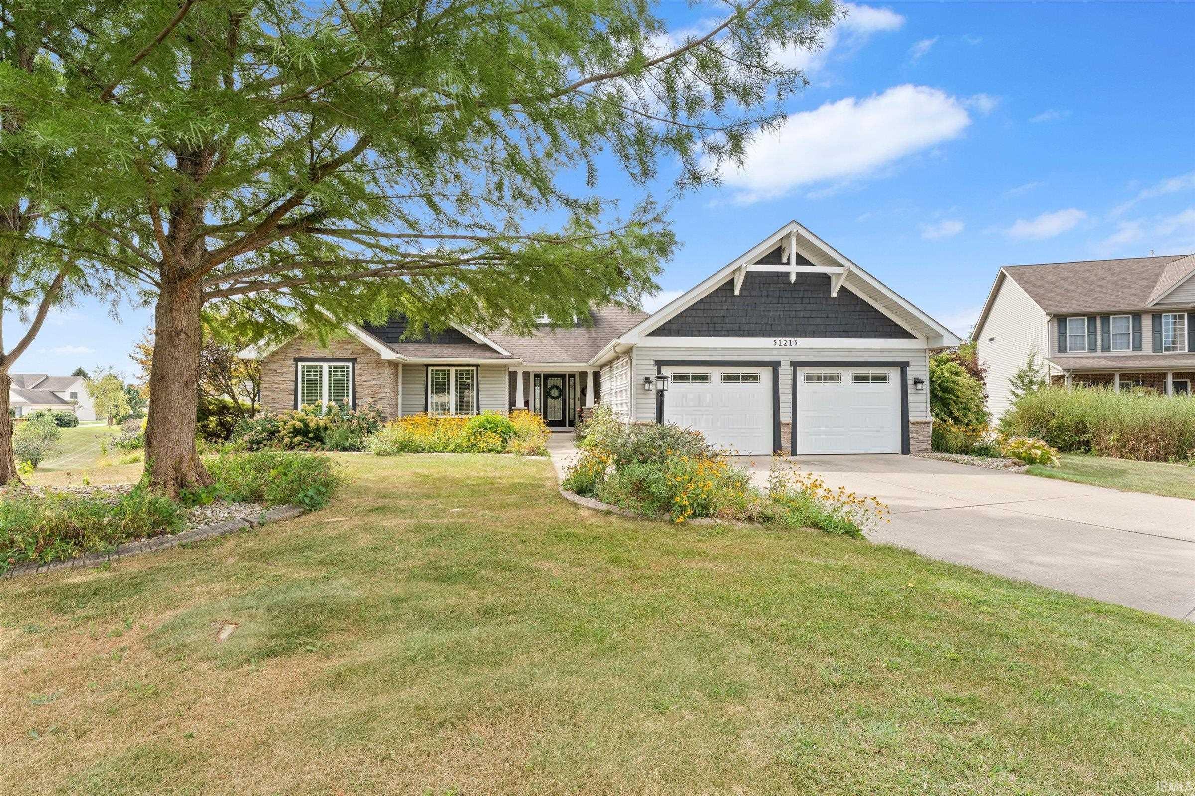 51215 Enchanted Oak Court — photo