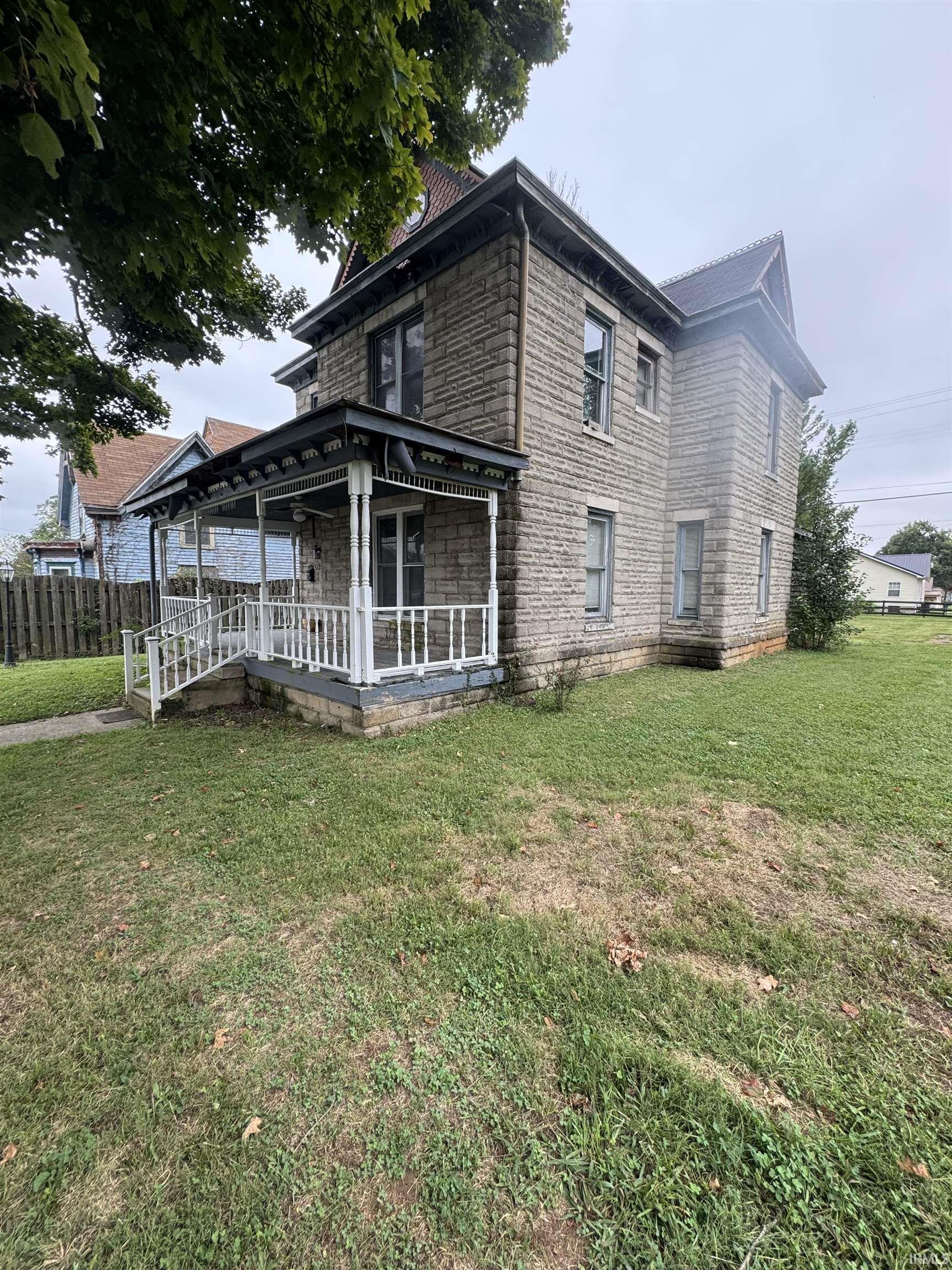 512 W Frank Street — photo