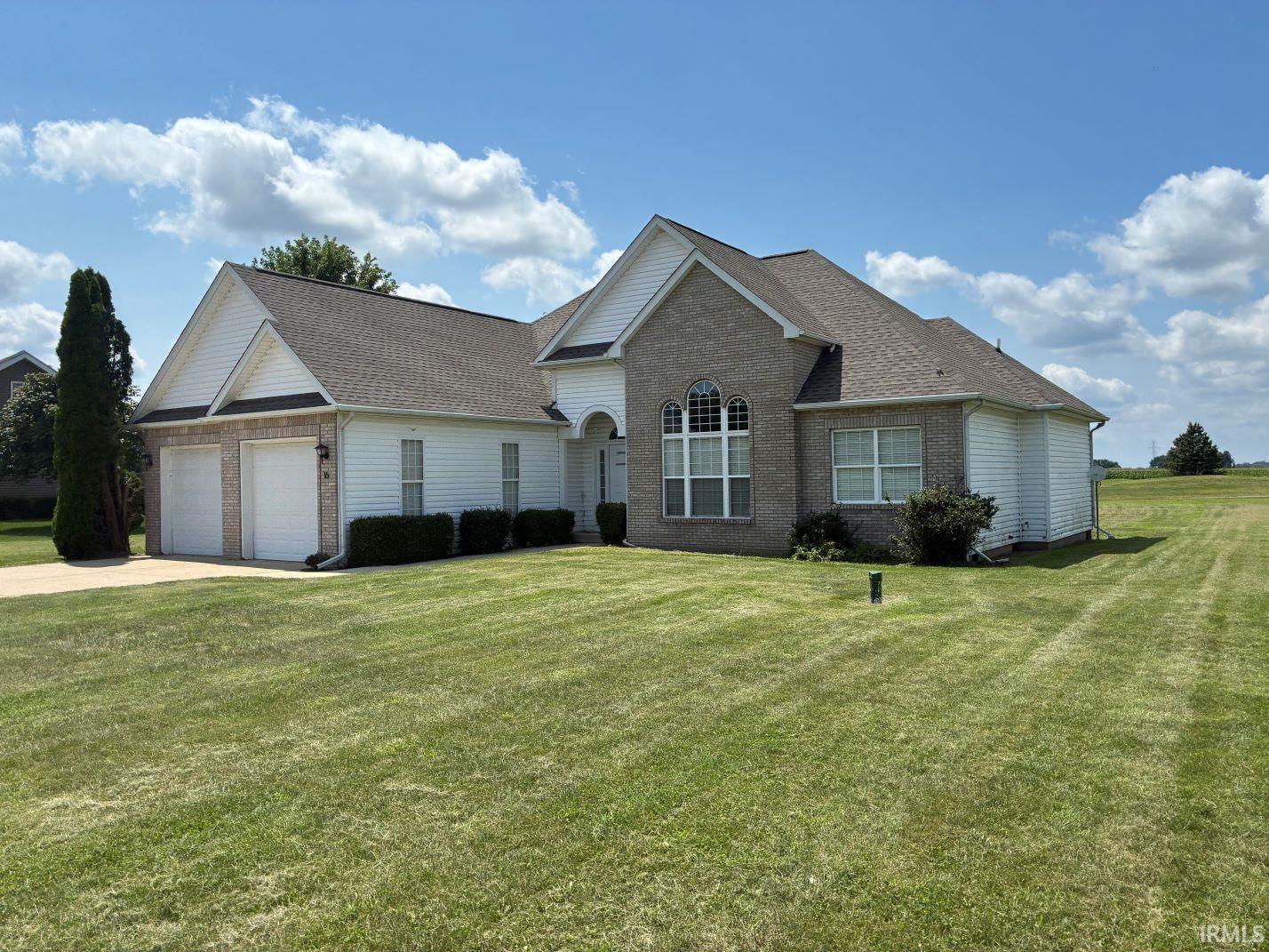 16 Adeway Court — photo