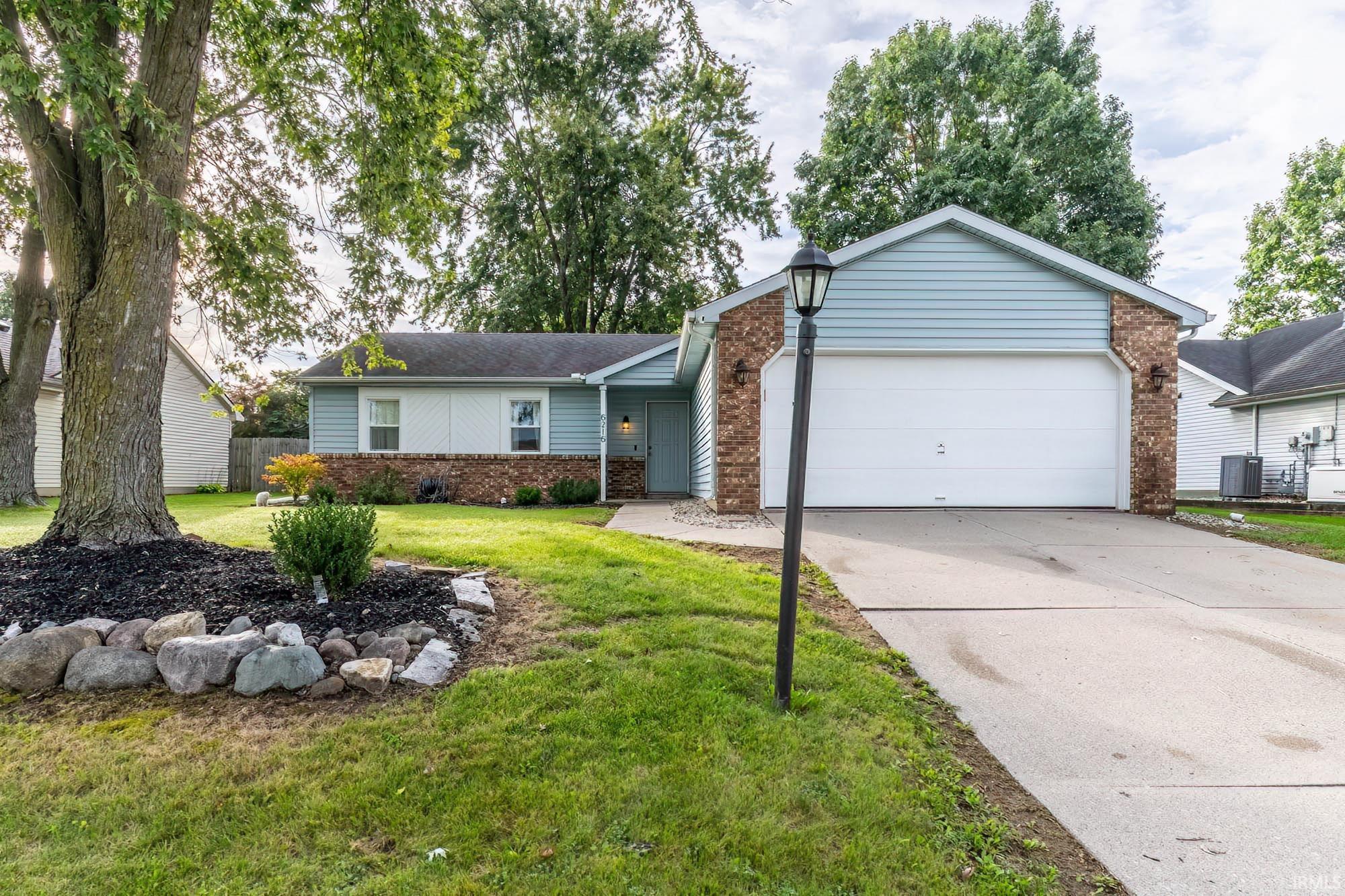 6216 Belle Isle Lane — photo
