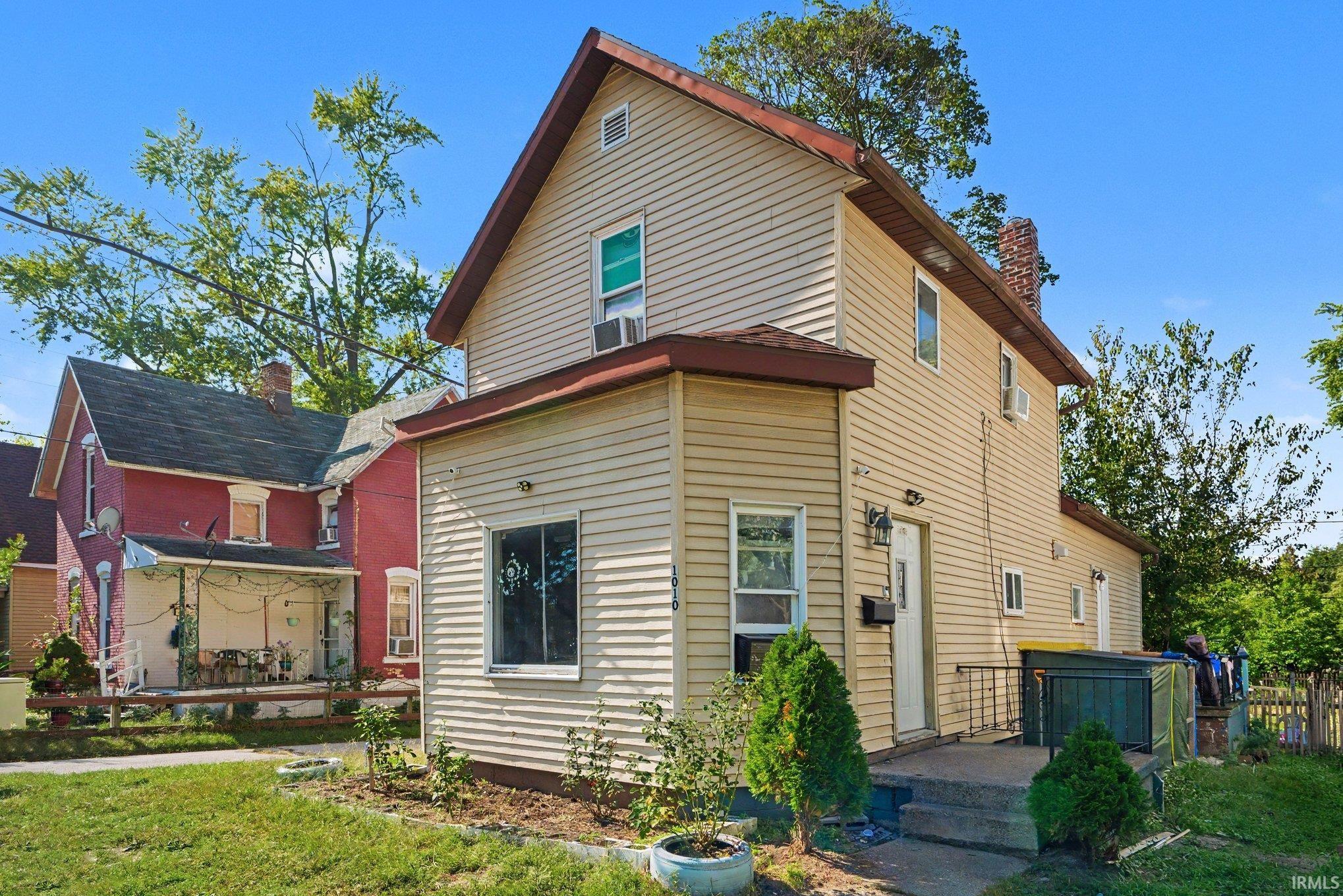 1010 Hudson Street — photo