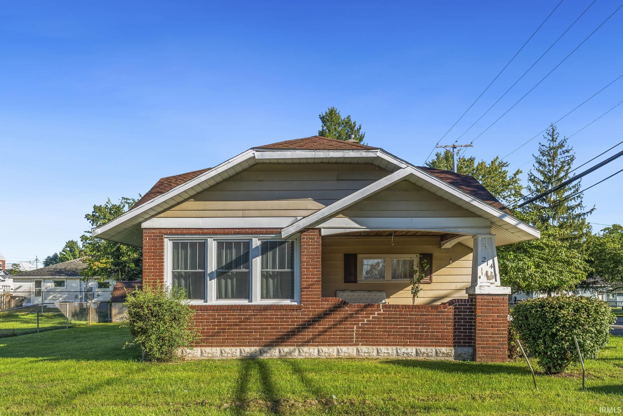 214 E Huntington Street — photo