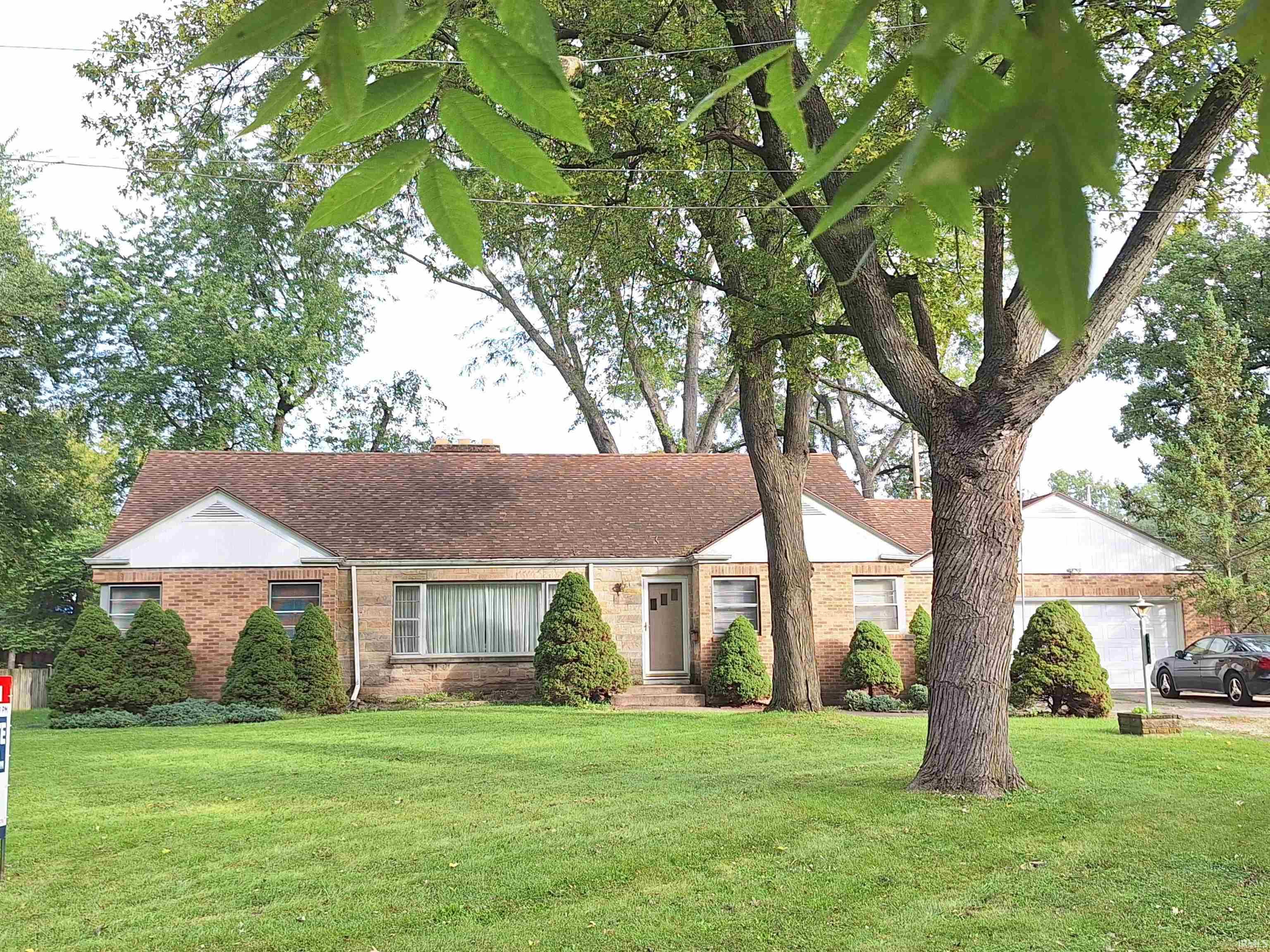 3434 Willowdale Road — photo