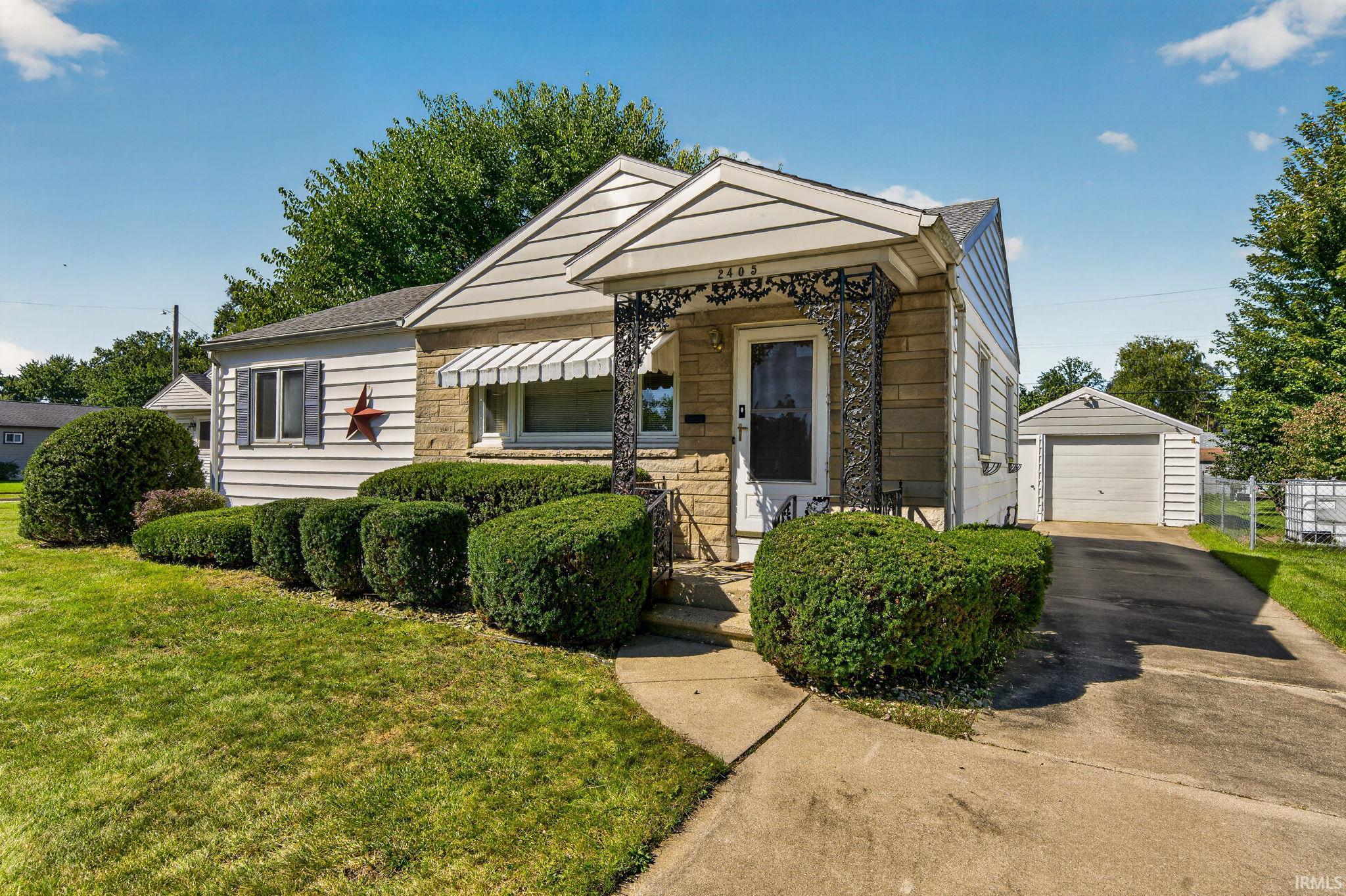 2405 Rockne Drive — photo
