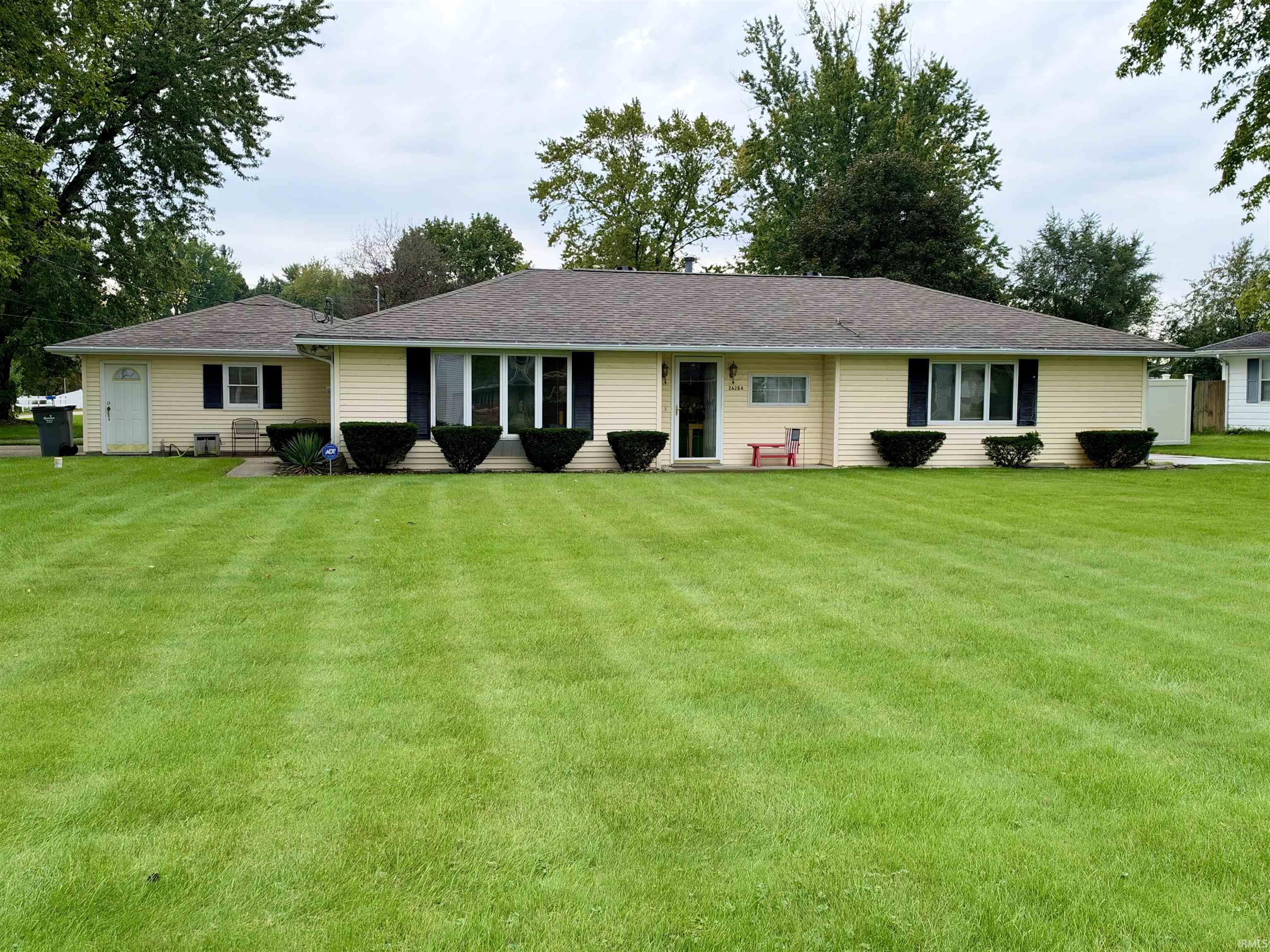 26284 Lake Drive — photo
