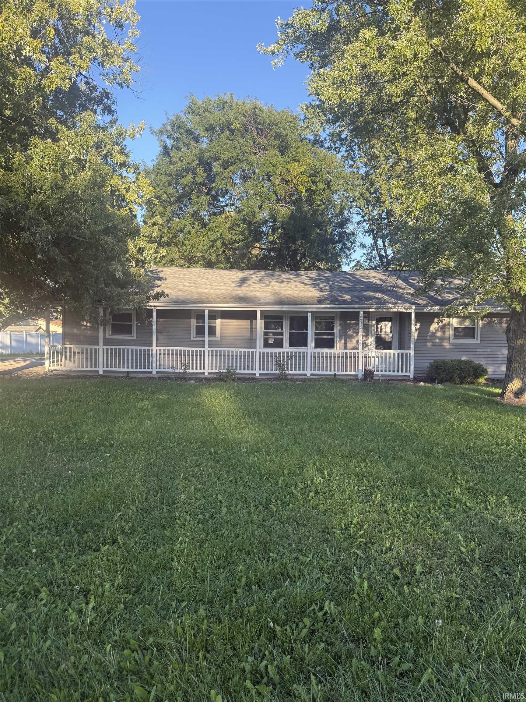 5124 Maplecrest Road — photo