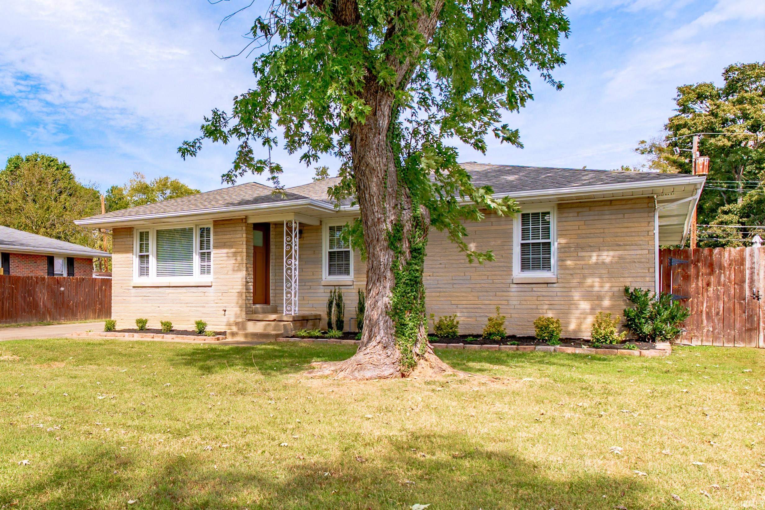 818 Harmon Court — photo