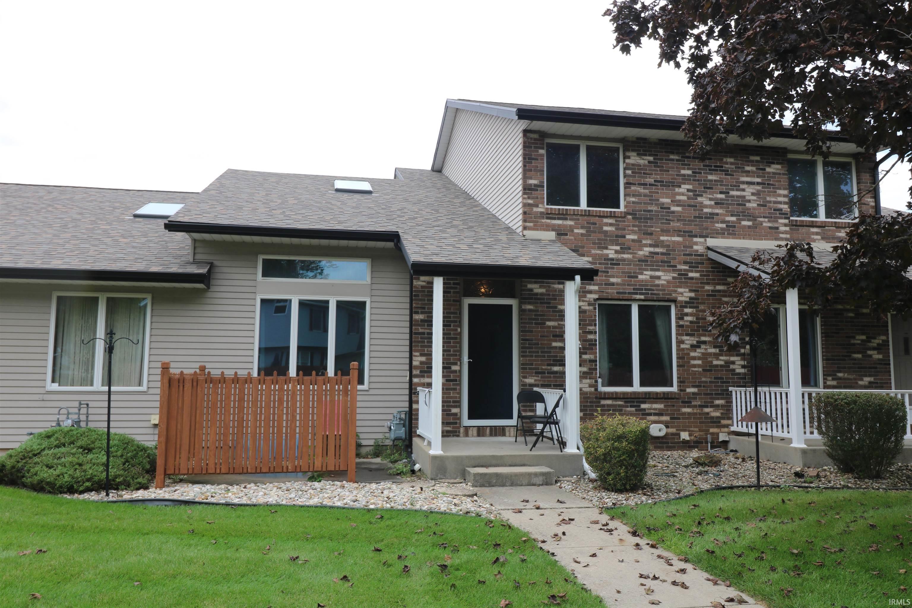2107 Cambridge Drive — photo