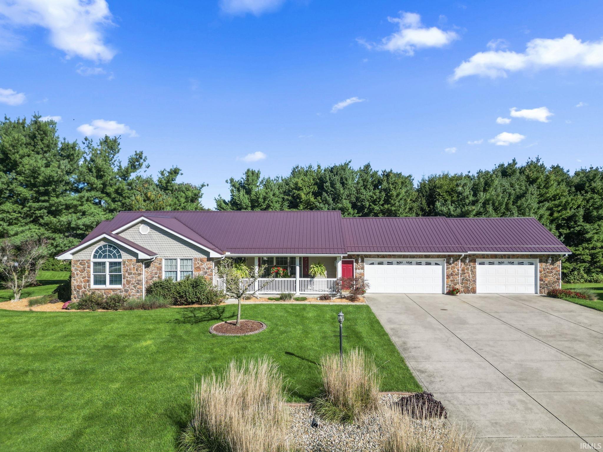 1000 E Country Lane — photo