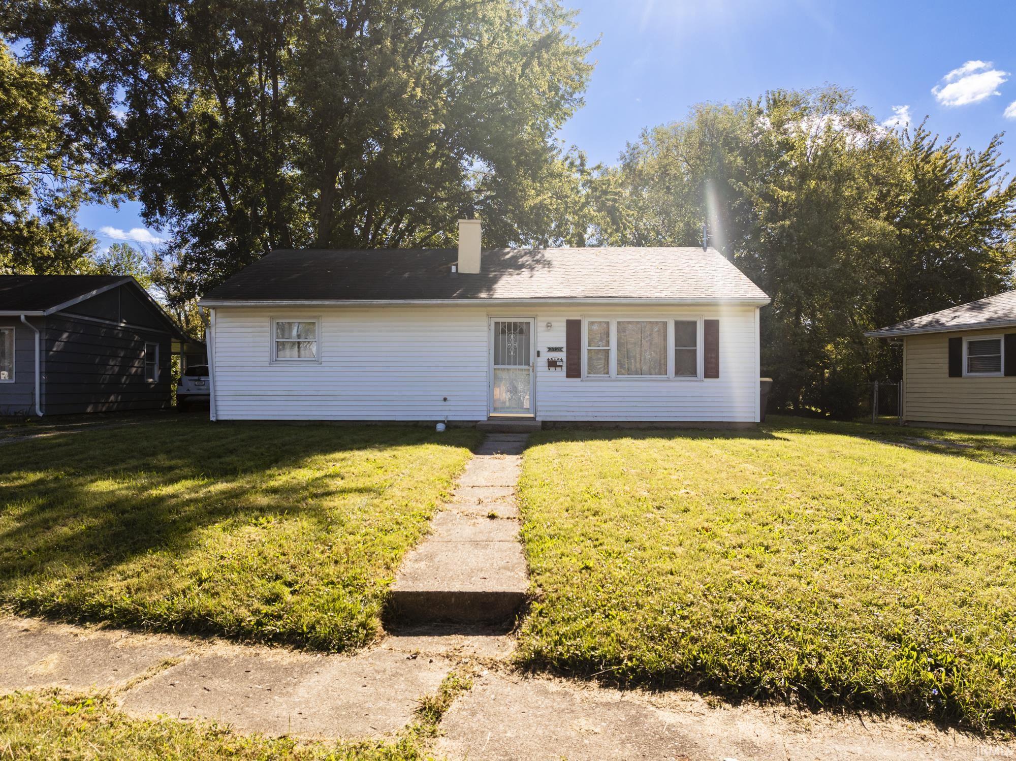 2720 Seminole Court — photo