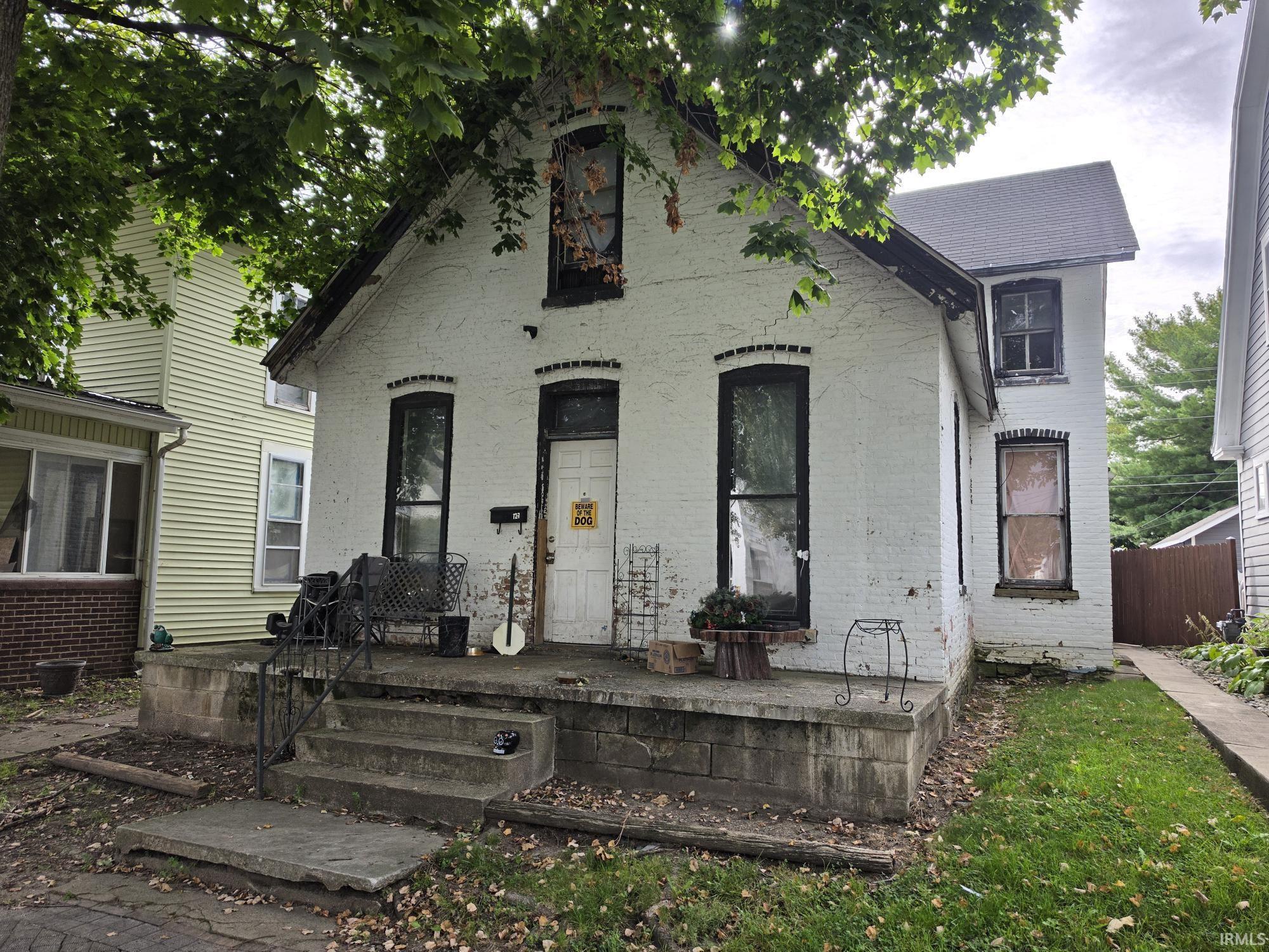 127 W 6th Street — photo