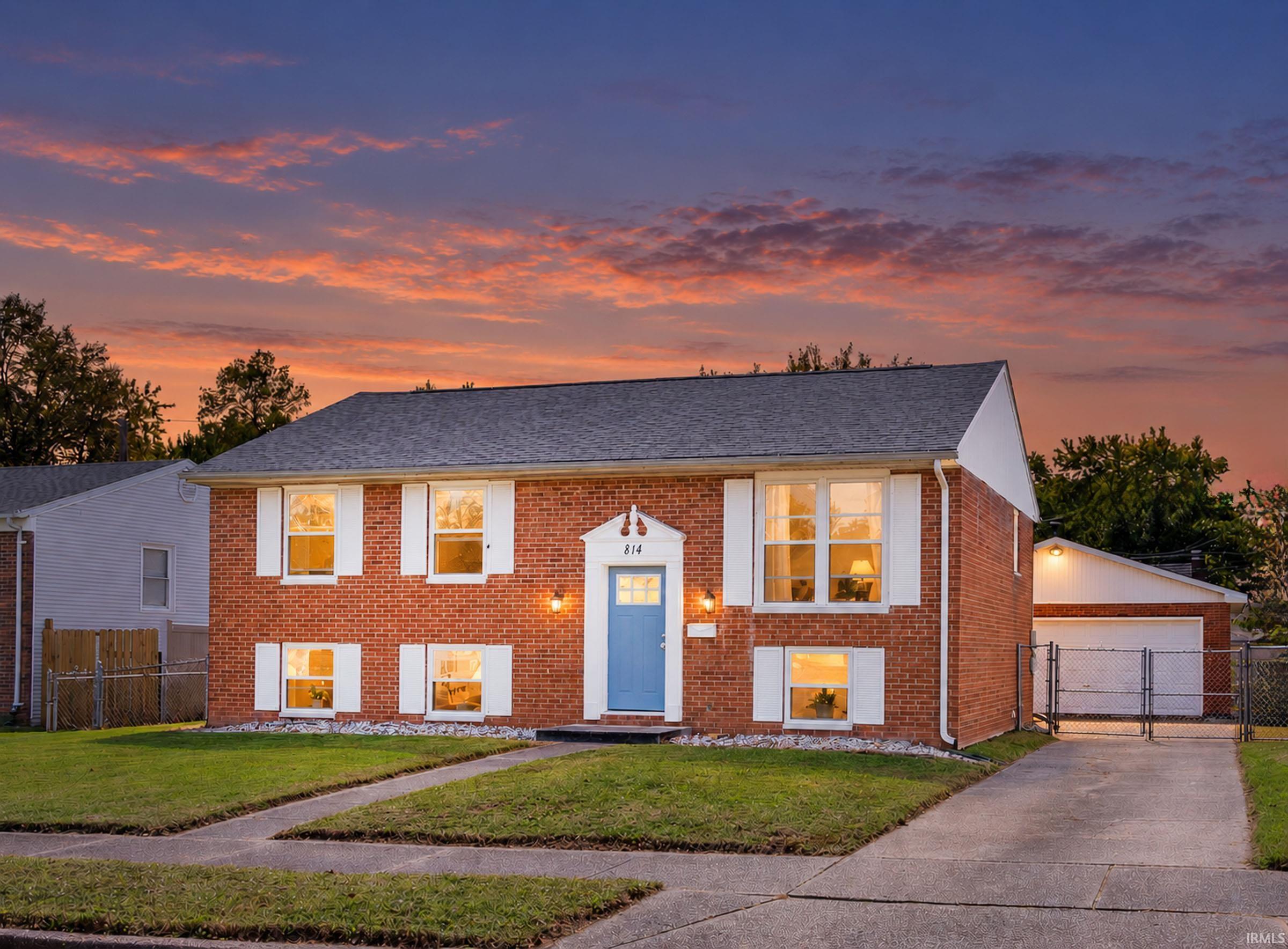 814 Dover Court — photo