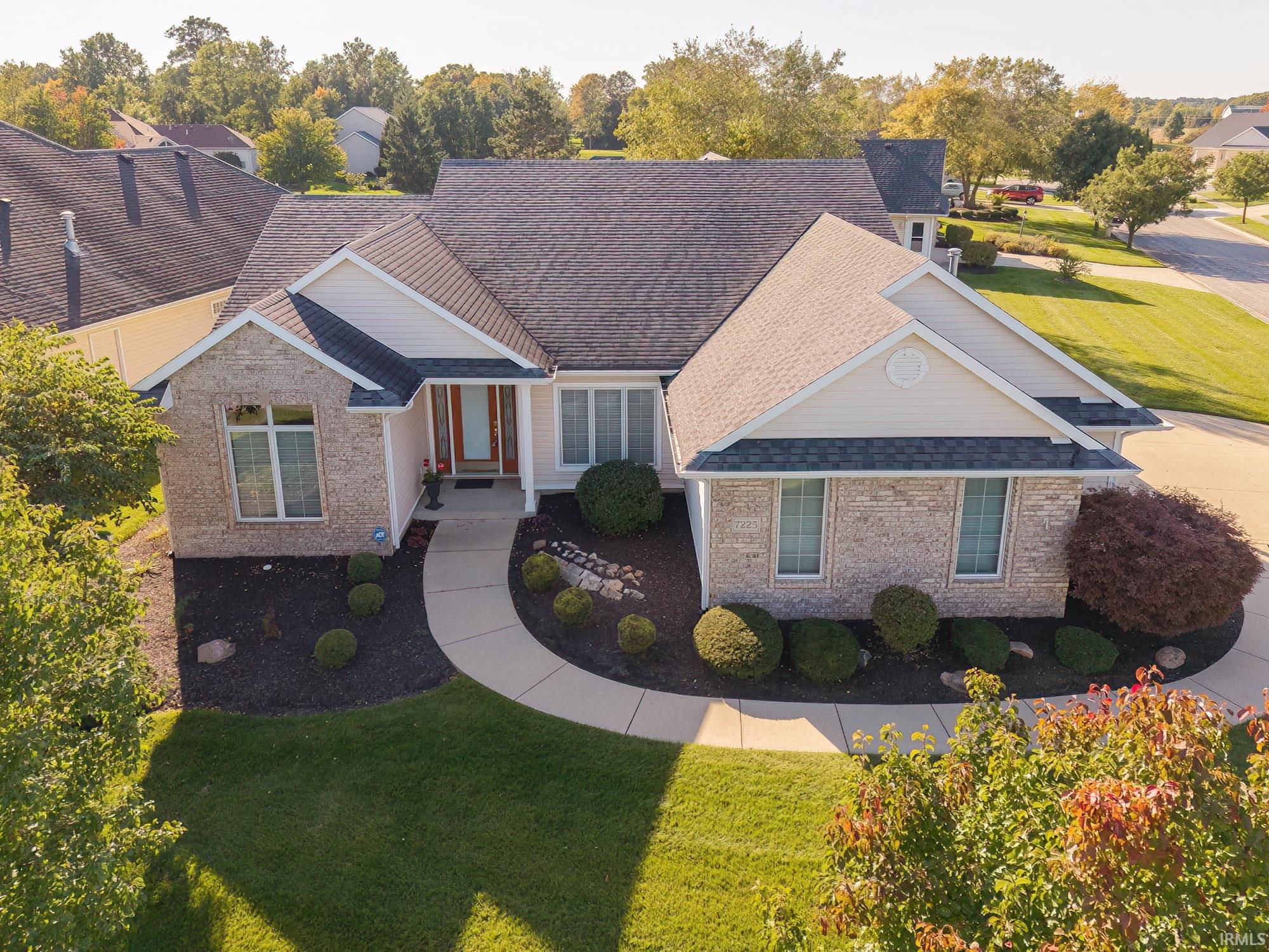 7225 Brackenwood Court — photo