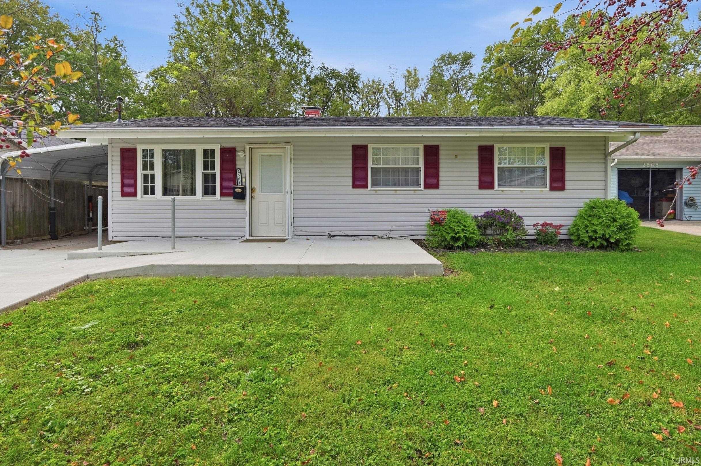 2501 W Oliver Drive — photo
