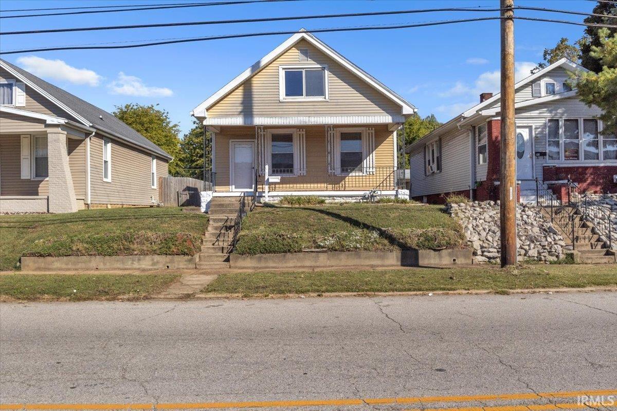 628 Maxwell Avenue — photo