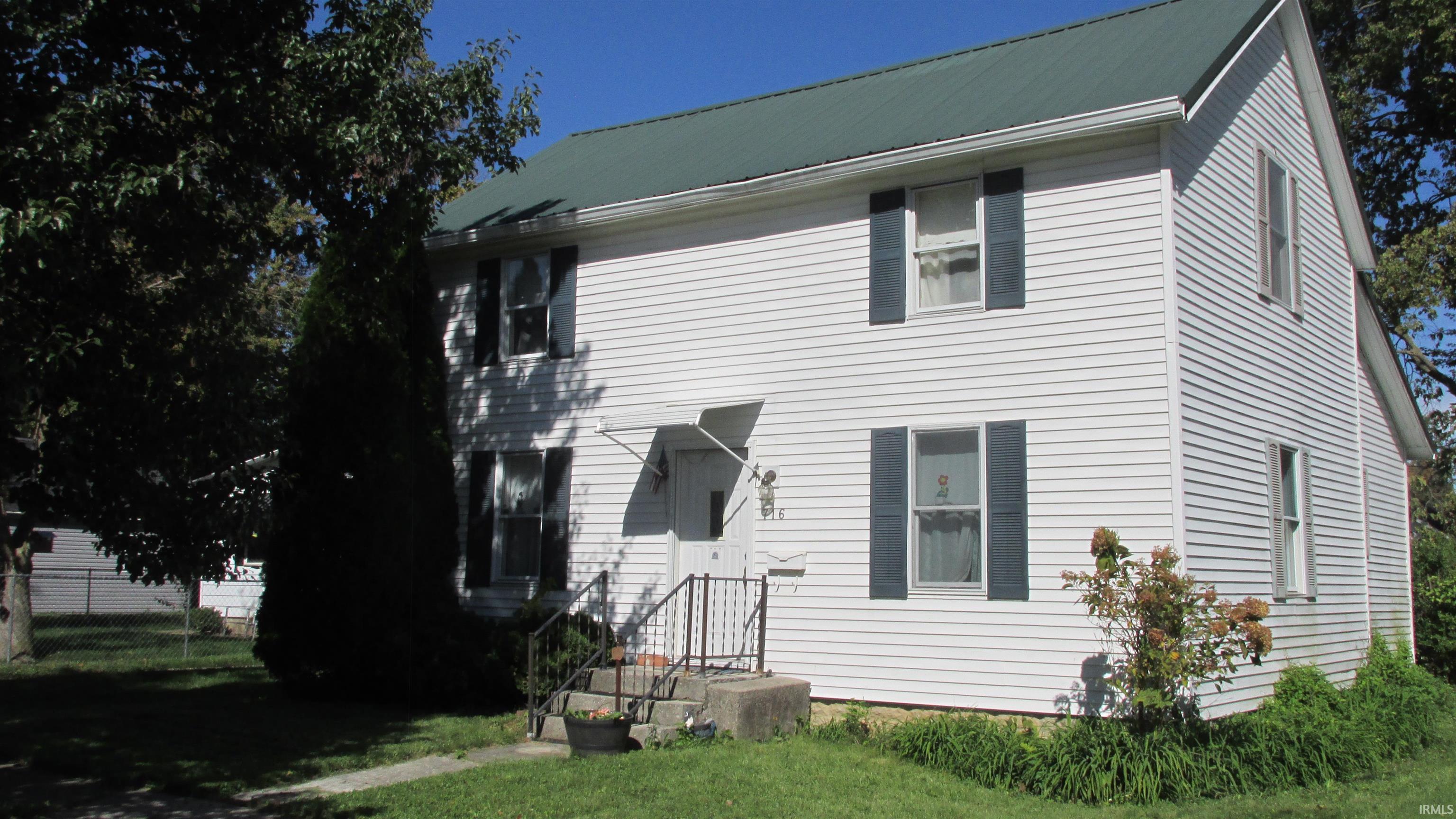 716 E Walnut Street — photo