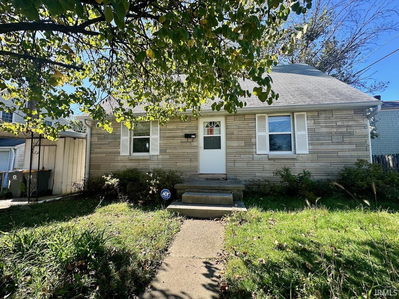 306 S Union Street — photo