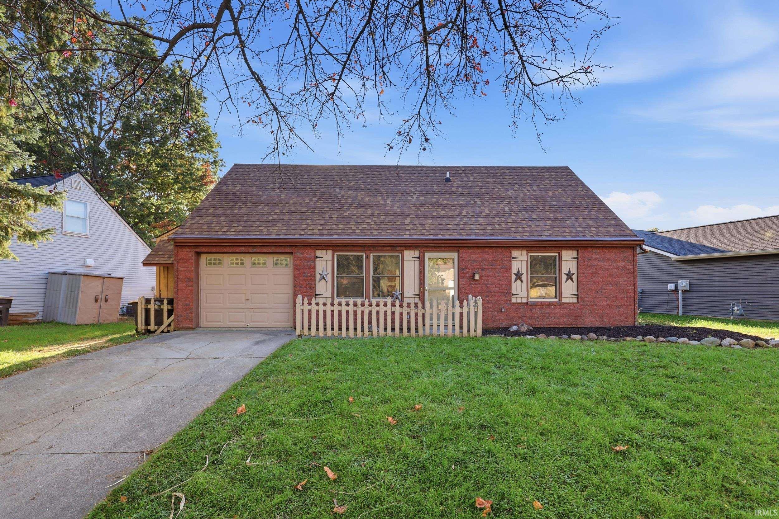 3424 Country Park Lane — photo