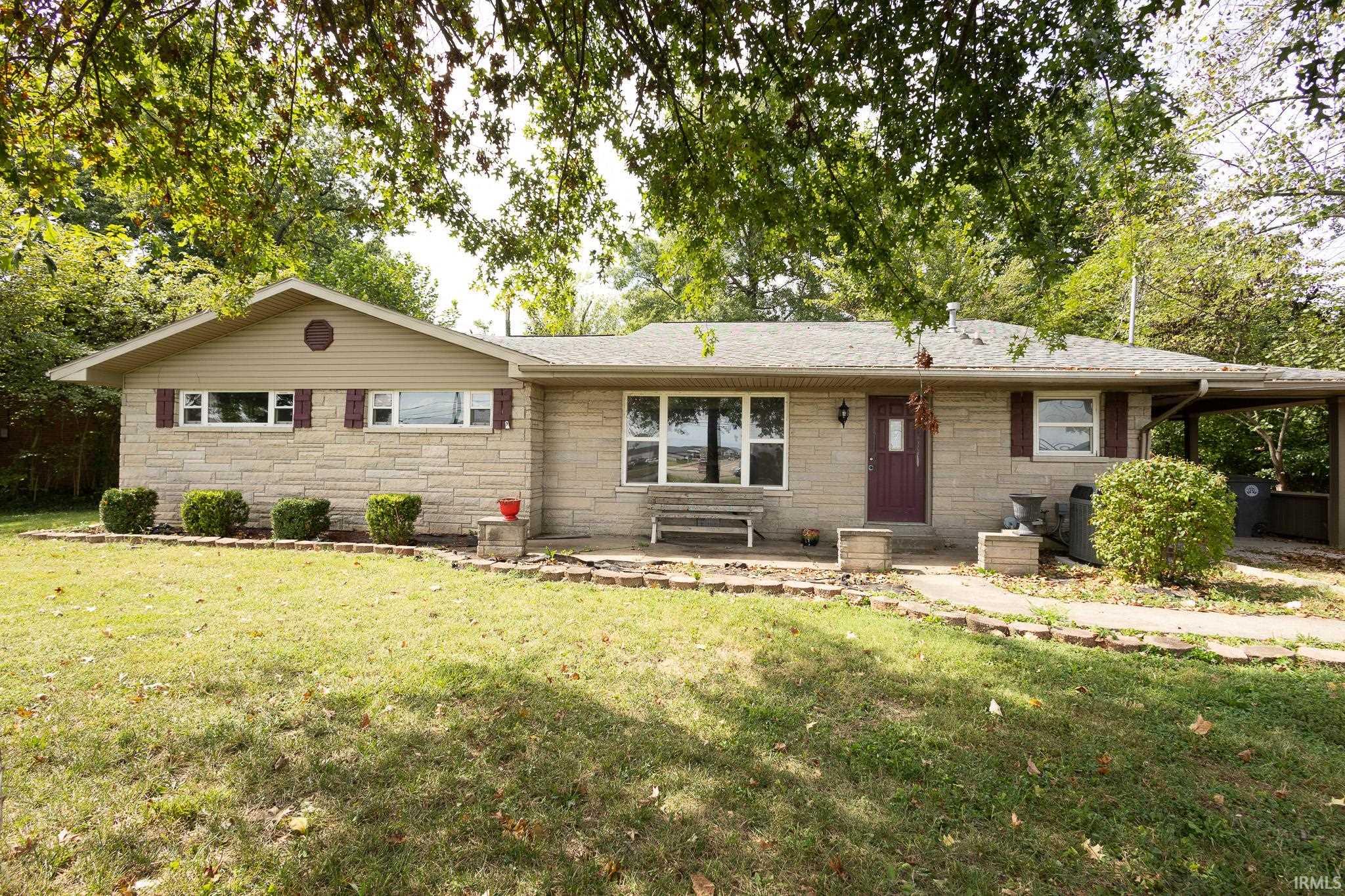4100 N Green River Road — photo