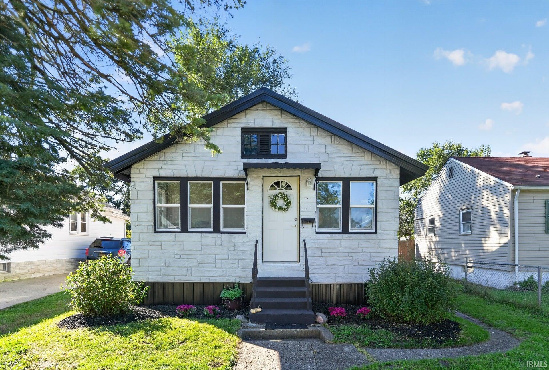 709 Dundee Street — photo