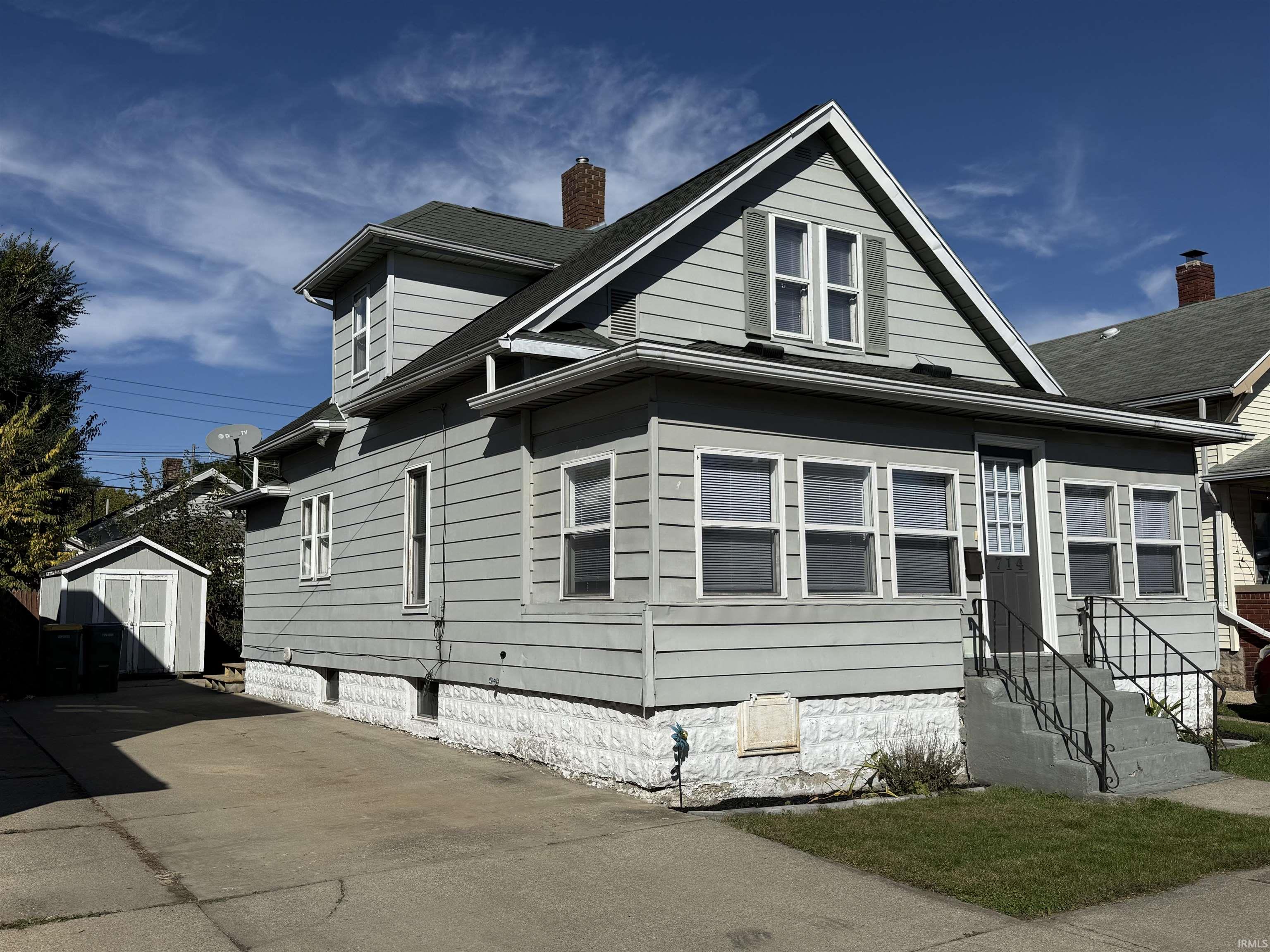 714 W 6th Street — photo