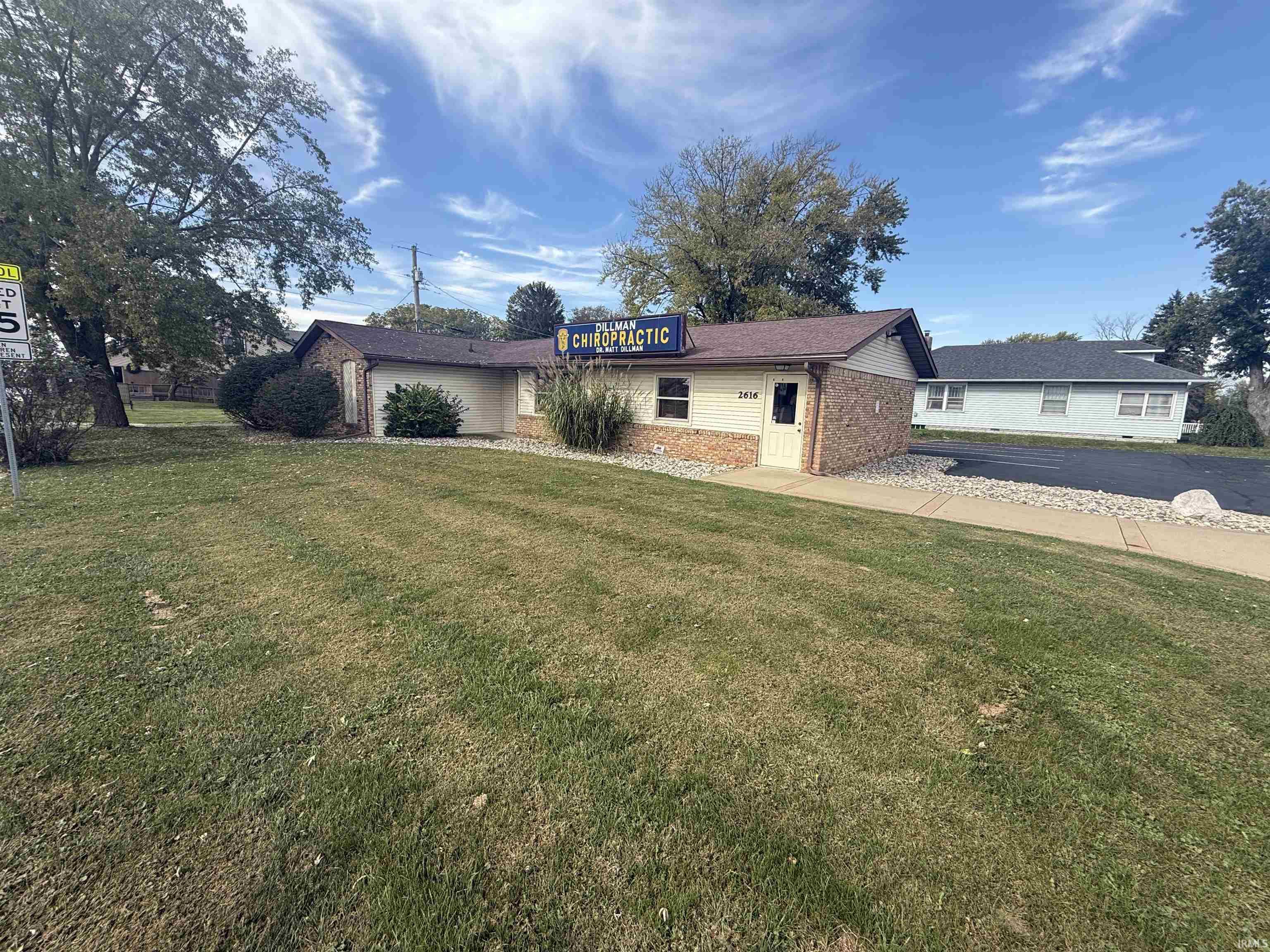 2616 E Markland Avenue — photo