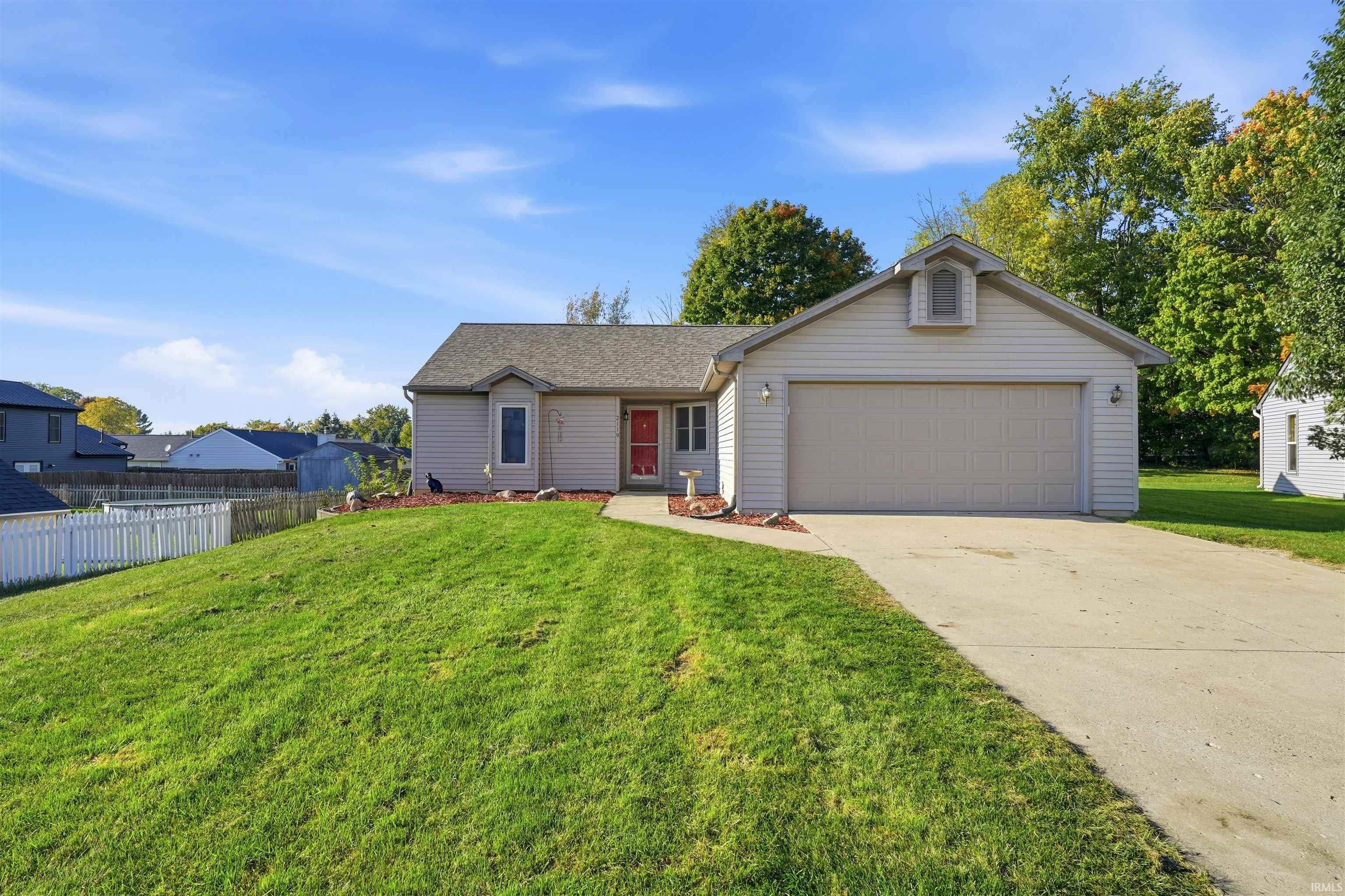 2119 Canyon Drive — photo