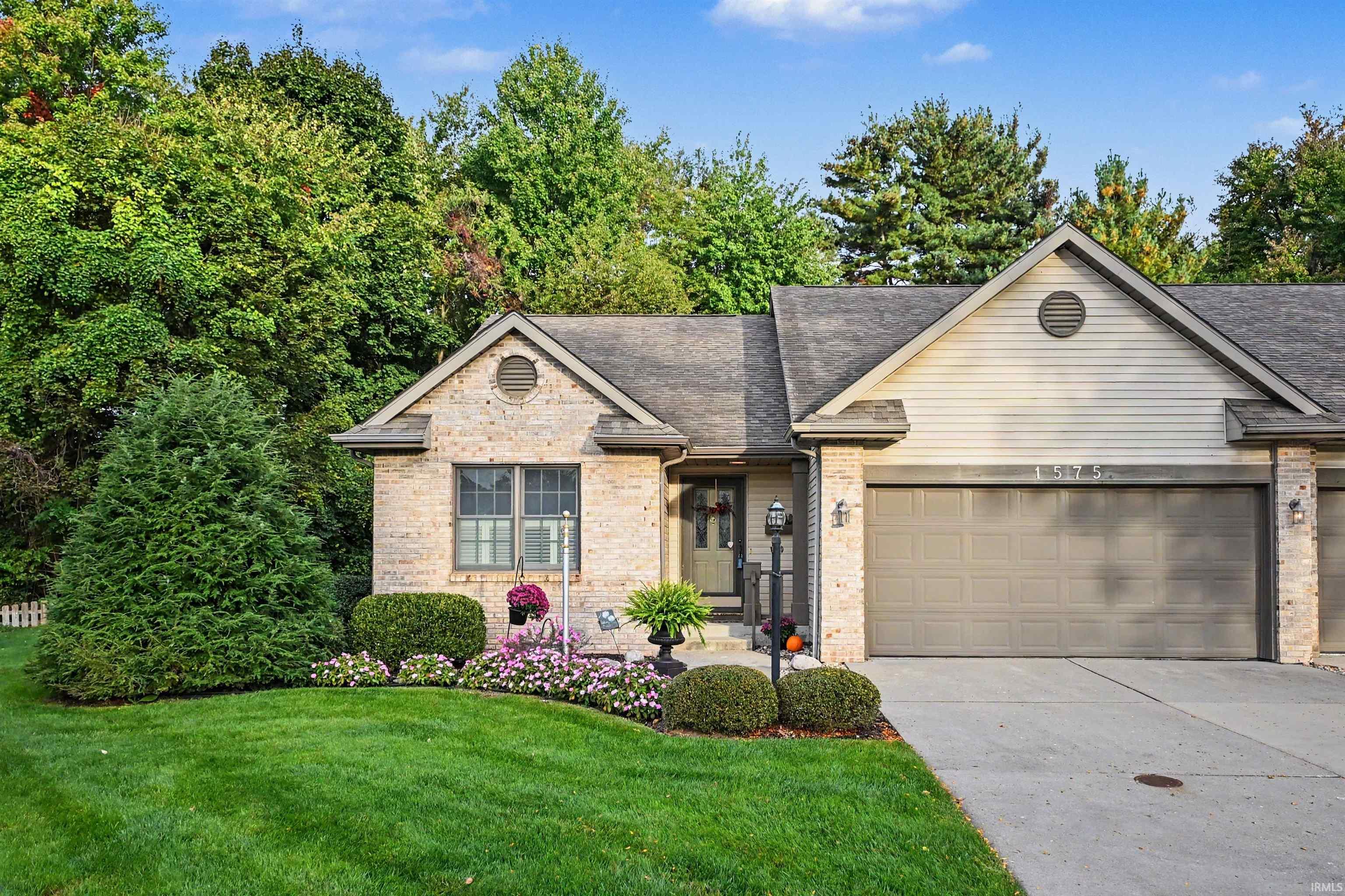 1575 Stone Court — photo