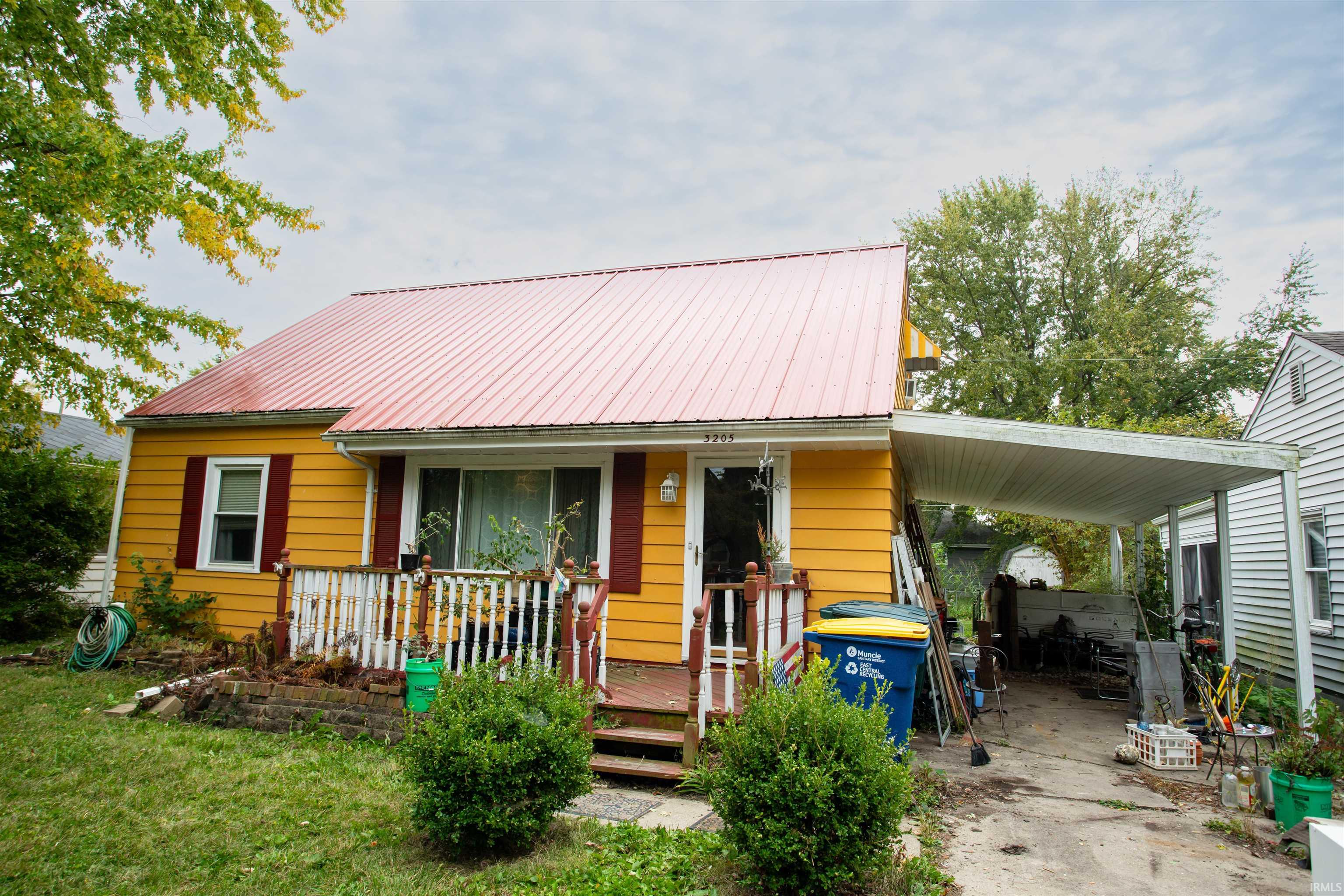 3205 W Devon Road — photo